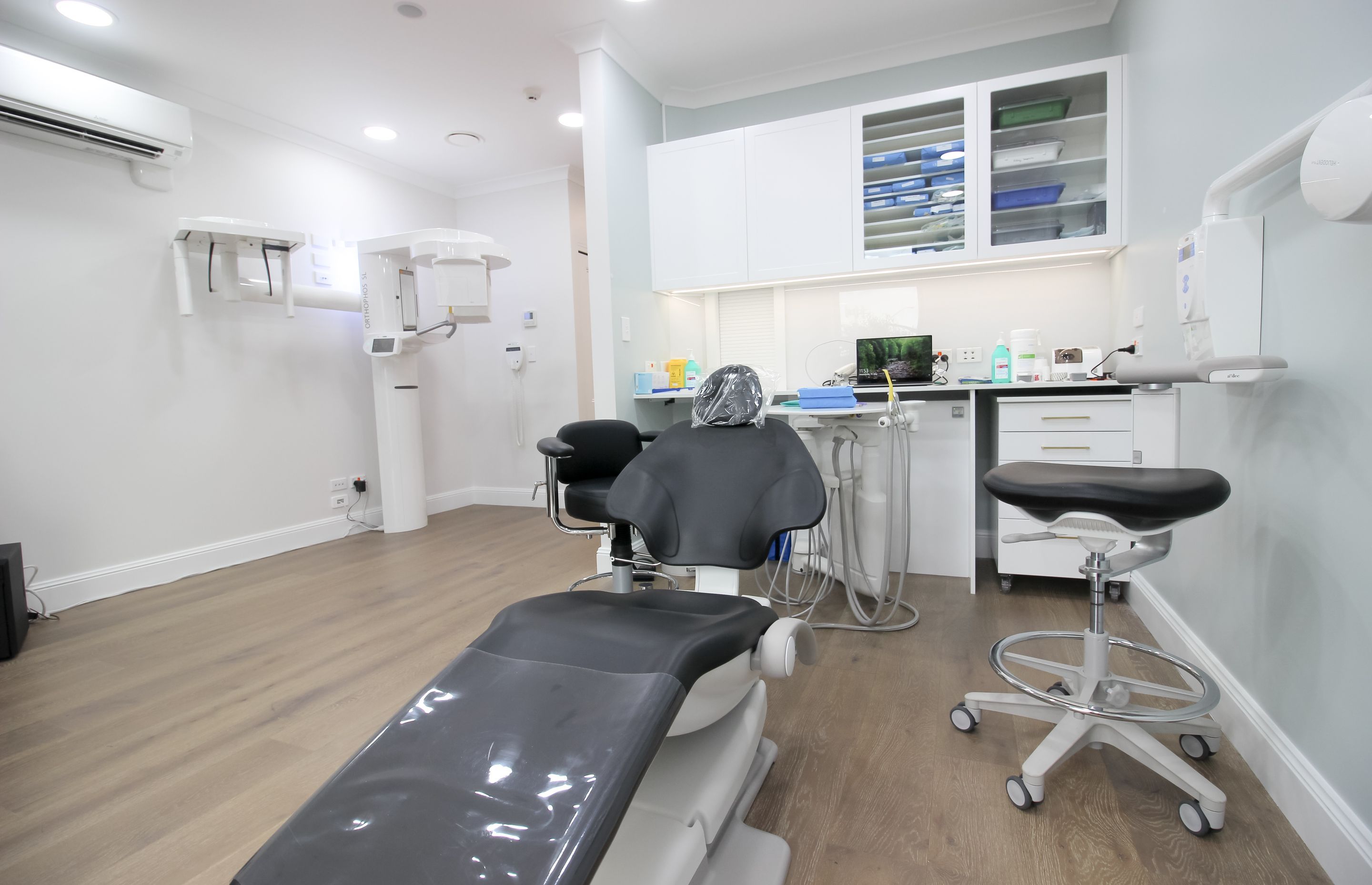 Golden Apple Dental - Dental Fit-out