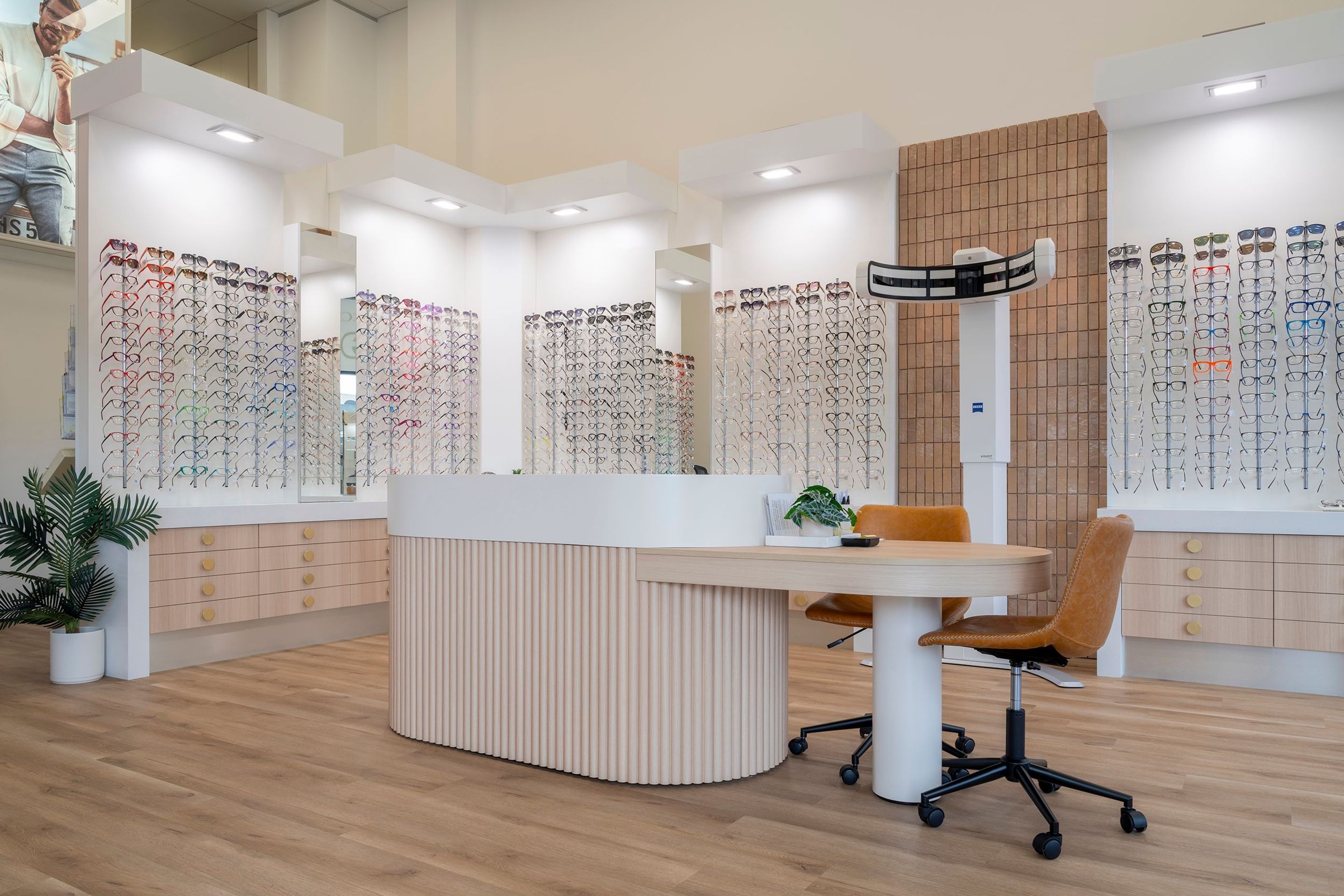 Central-Coast-Eye-CareModuloFluteToorak-4.jpg