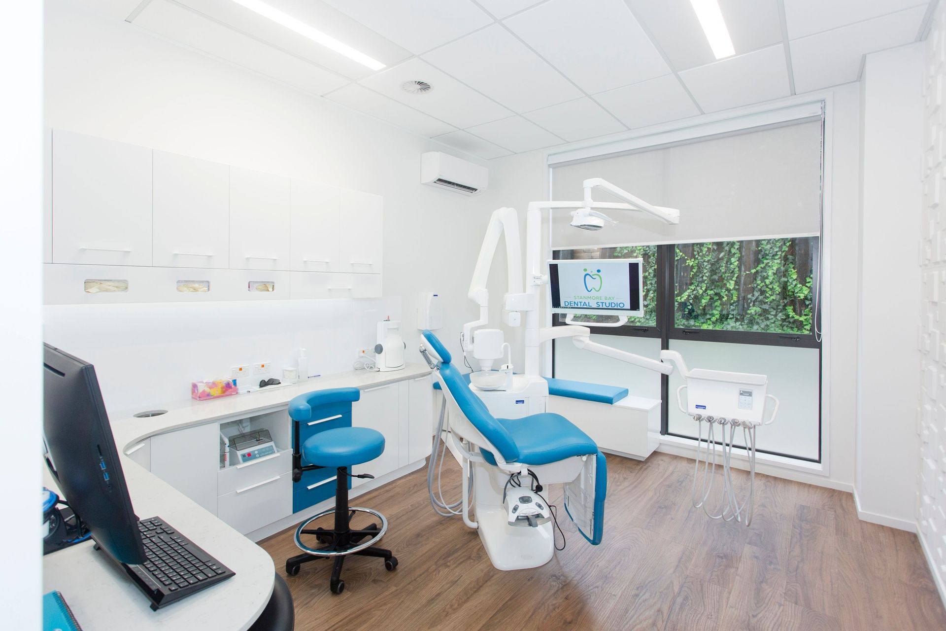 Stanmore Bay Dental Studio - Dental Fit-out