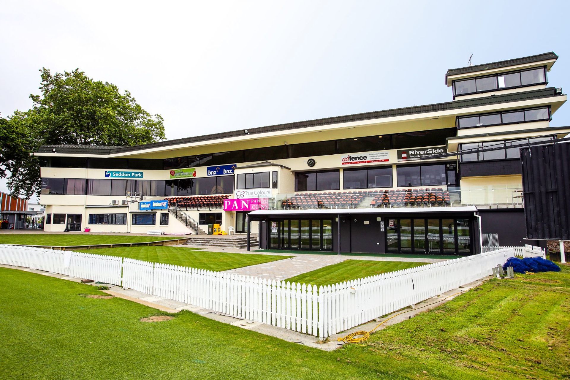 Northern Districts Players’ Lounge