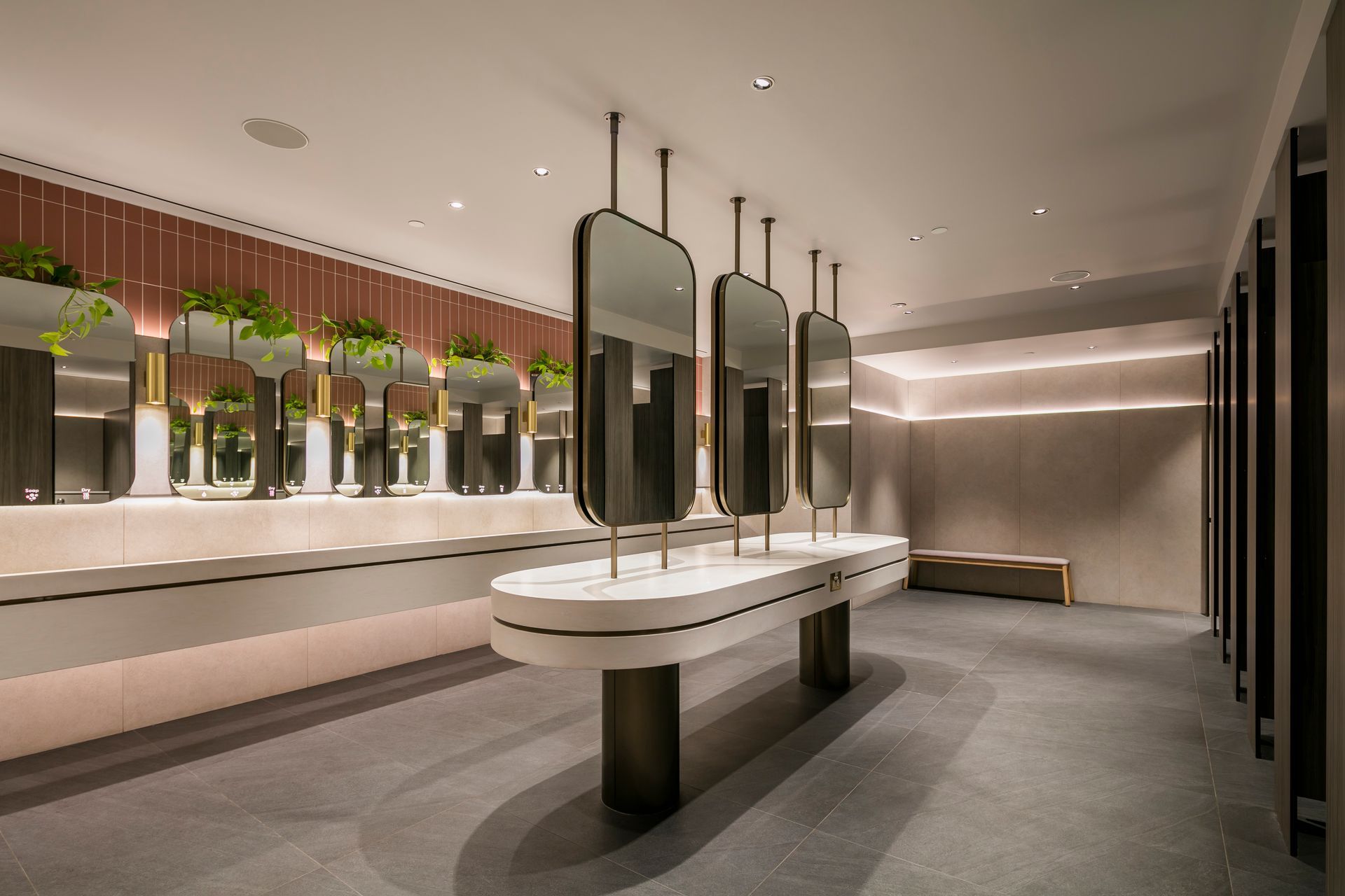 Melbourne Airport Amenities