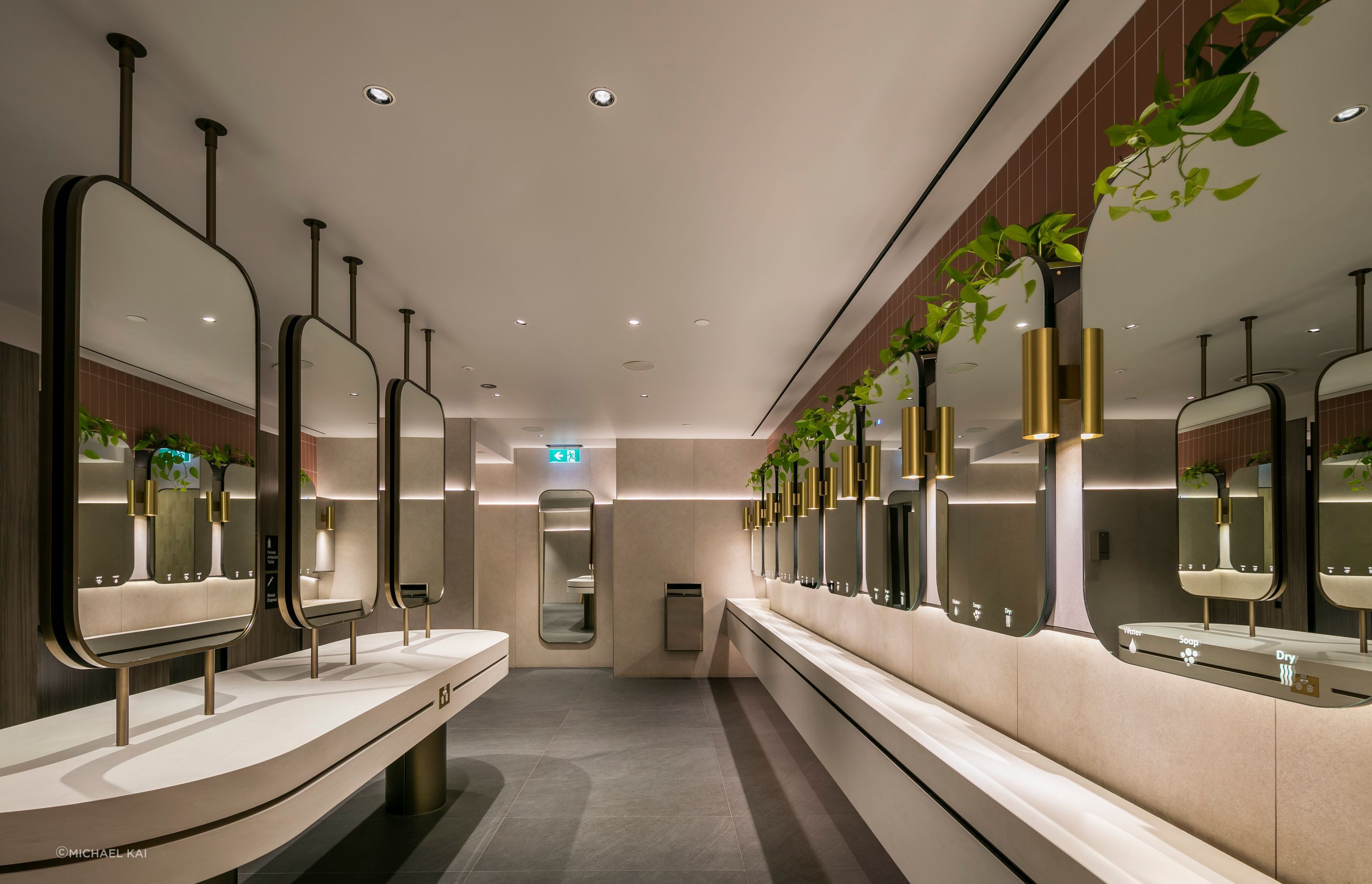 Melbourne Airport Amenities