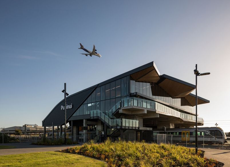 Puhinui Station