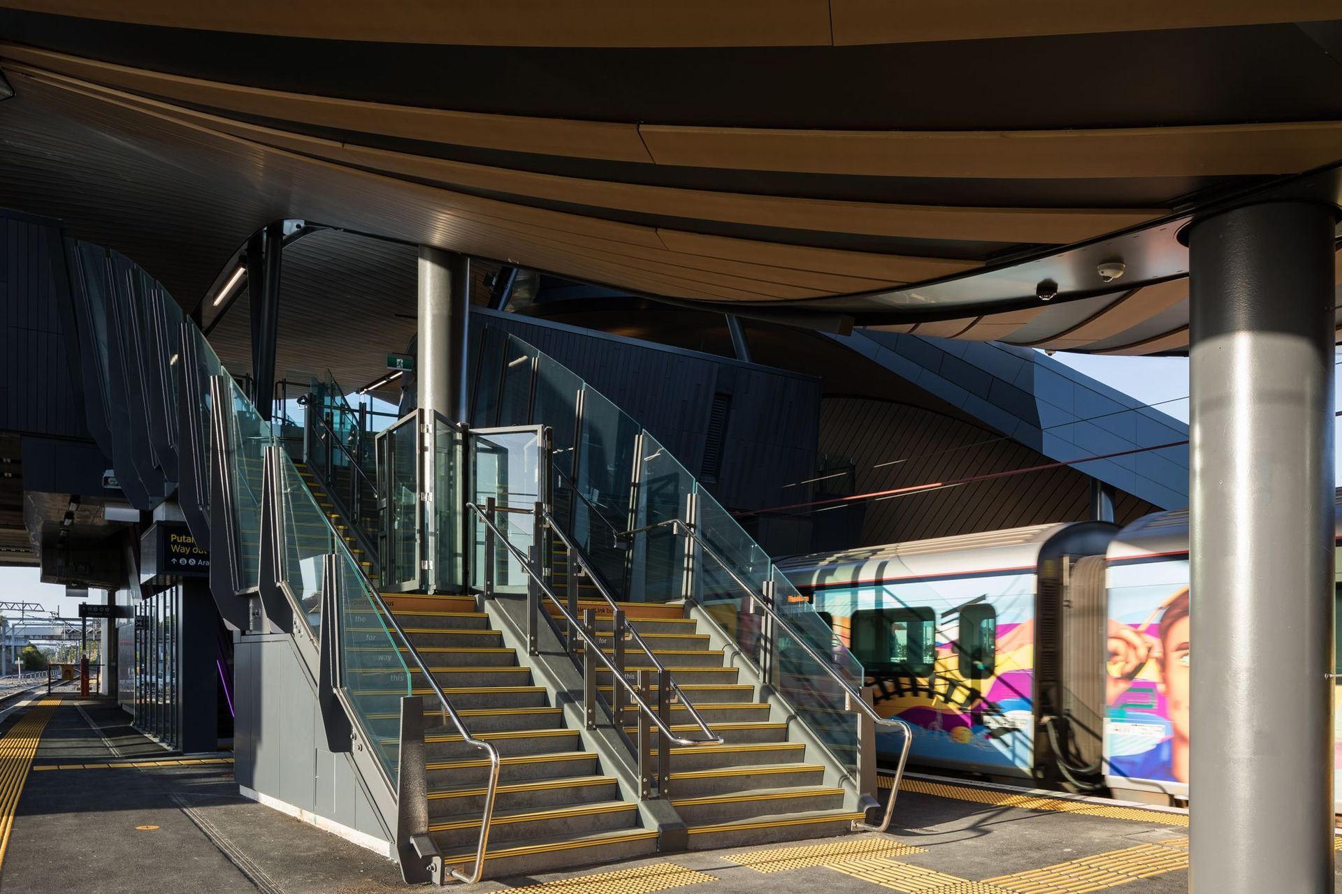 Puhinui Station