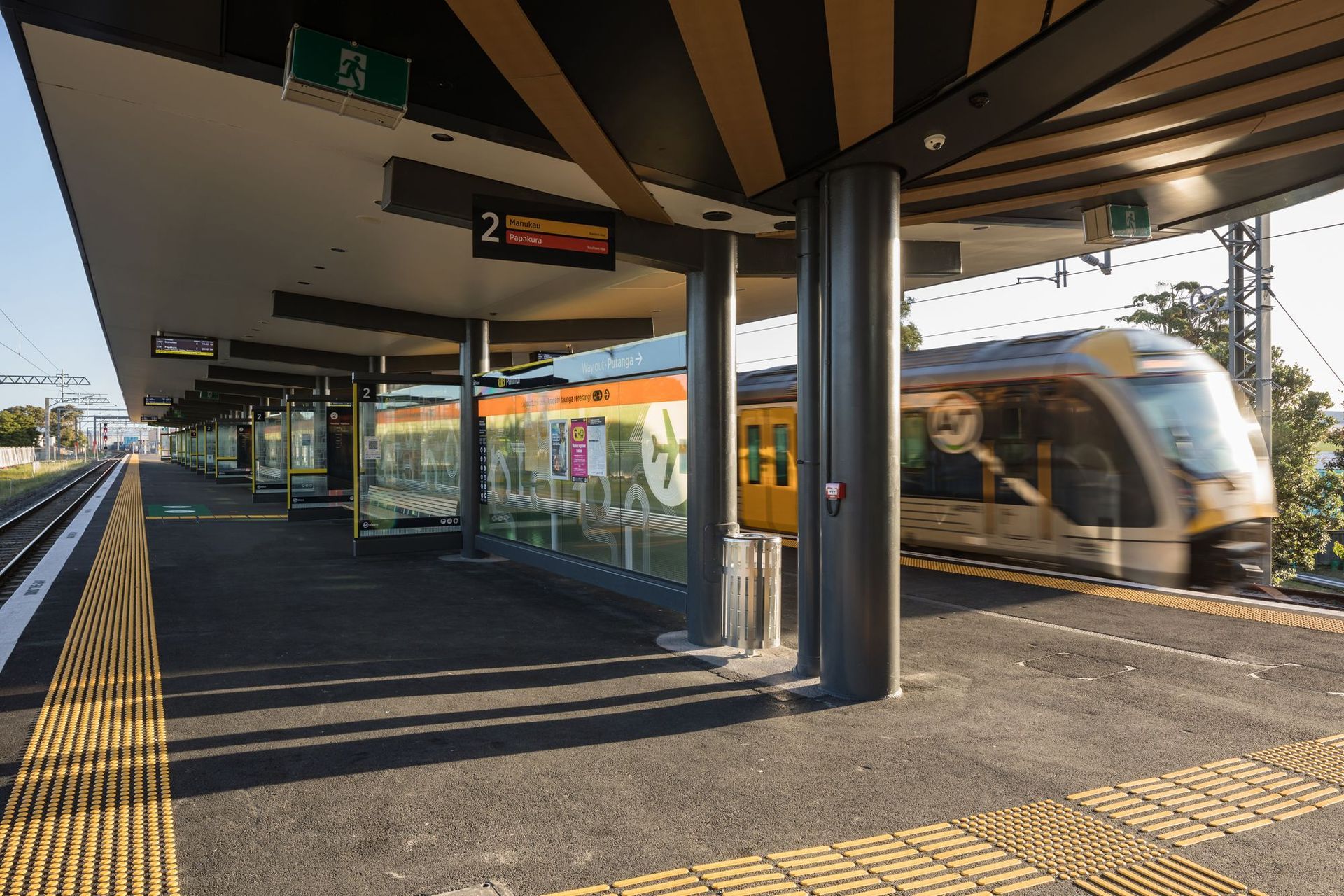 Puhinui Station