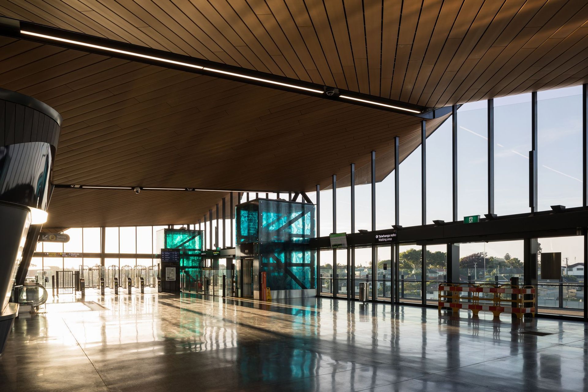 Puhinui Station