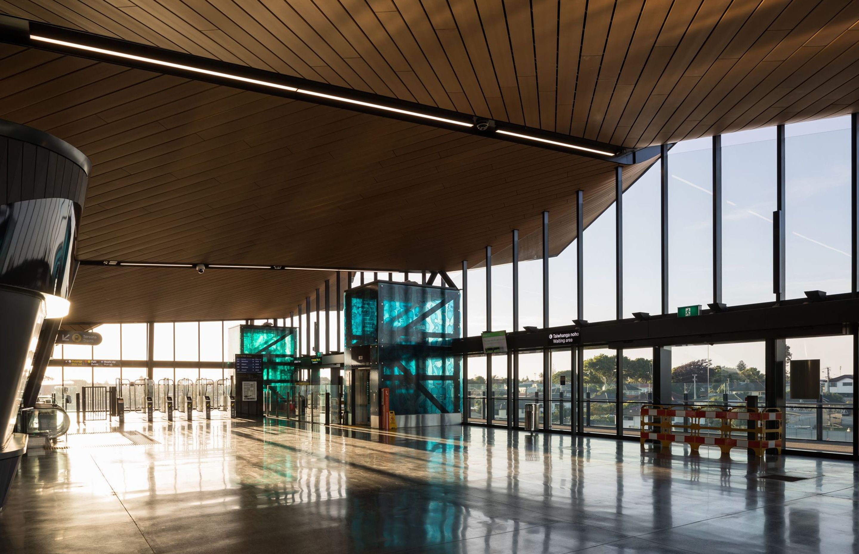 Puhinui Station