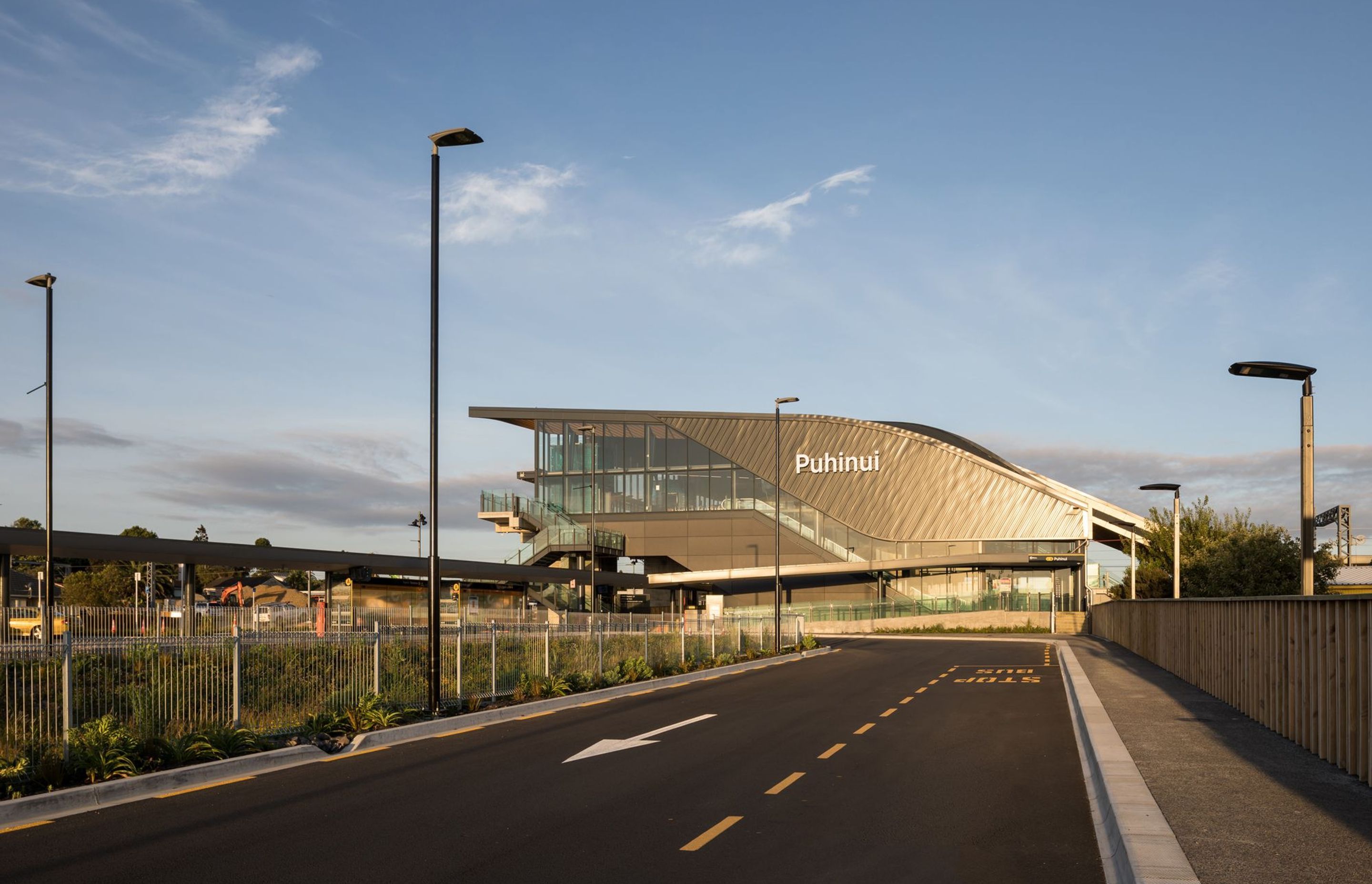 Puhinui Station