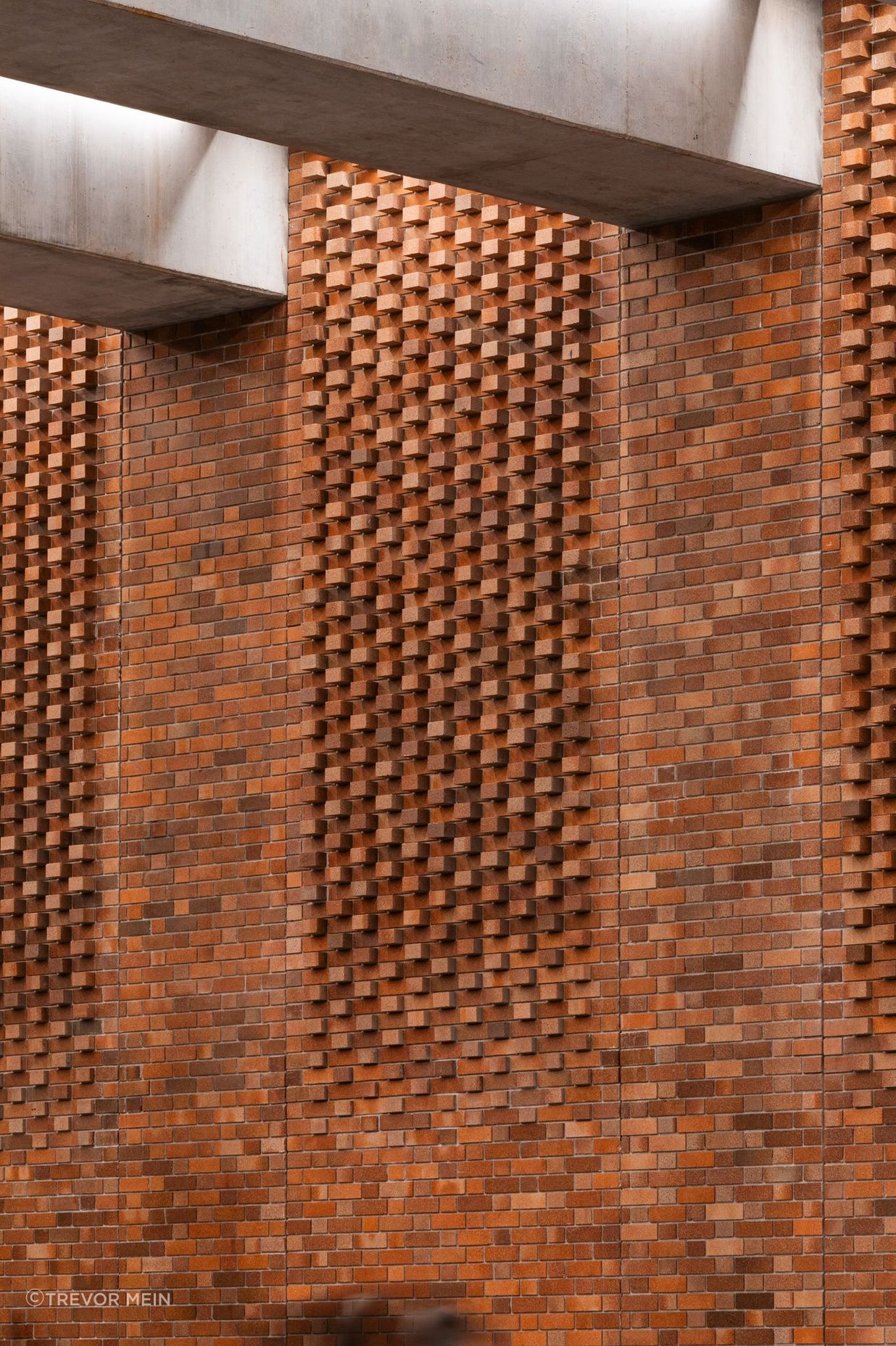 Robertson's worked with Architectural Form Liners Australia, performing a number of trials to develop a solution, and Evolution Precast manufactured the panels