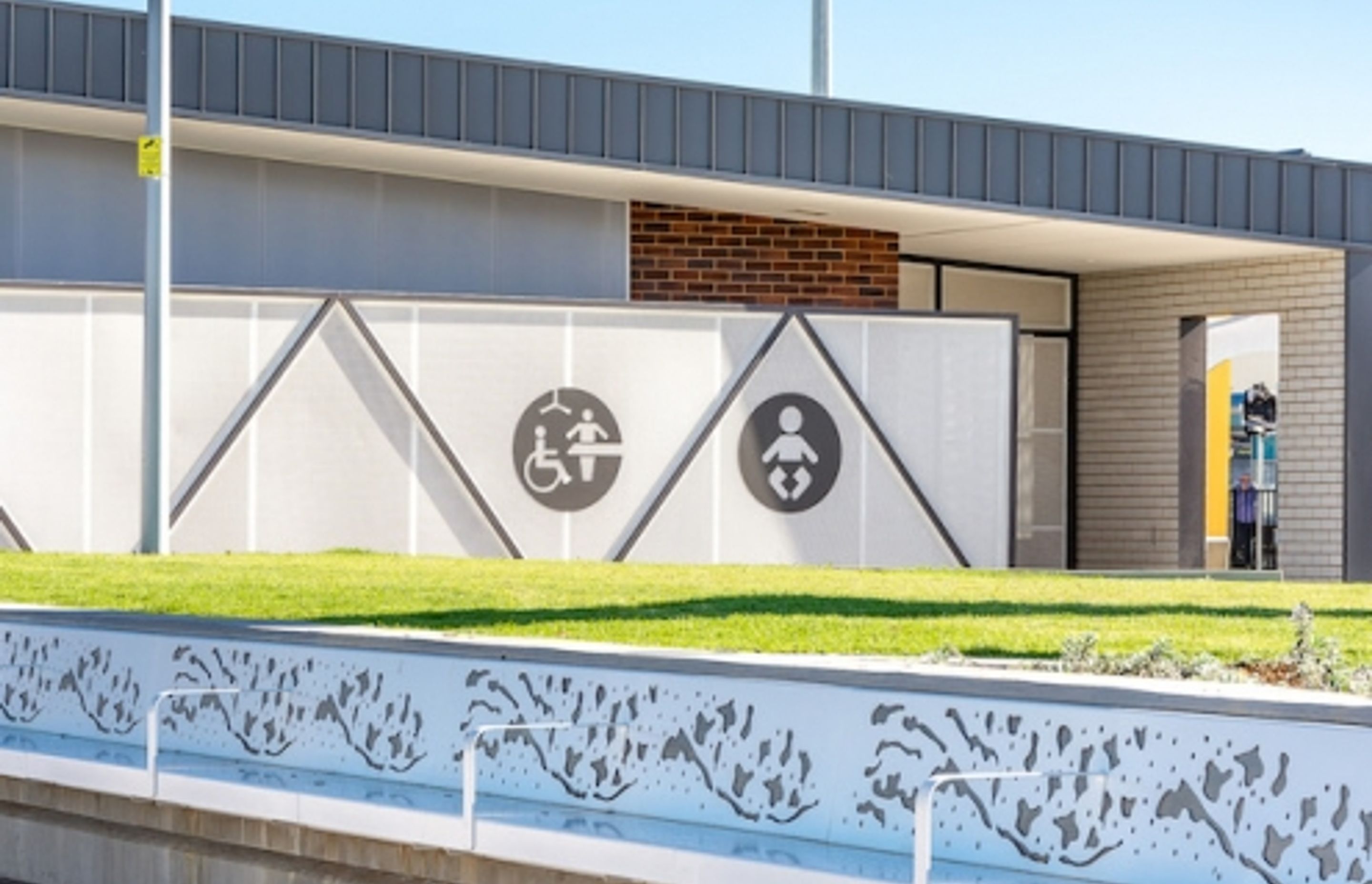 Maude St. Amenities Building