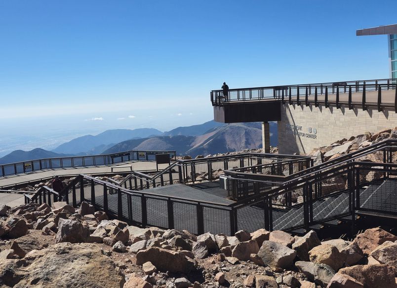 Wire Mesh Balustrades at Mountain Lookout