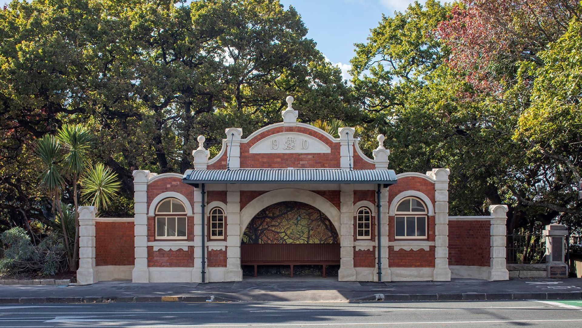 Symonds St Conveniences and Former Tram Shelter banner