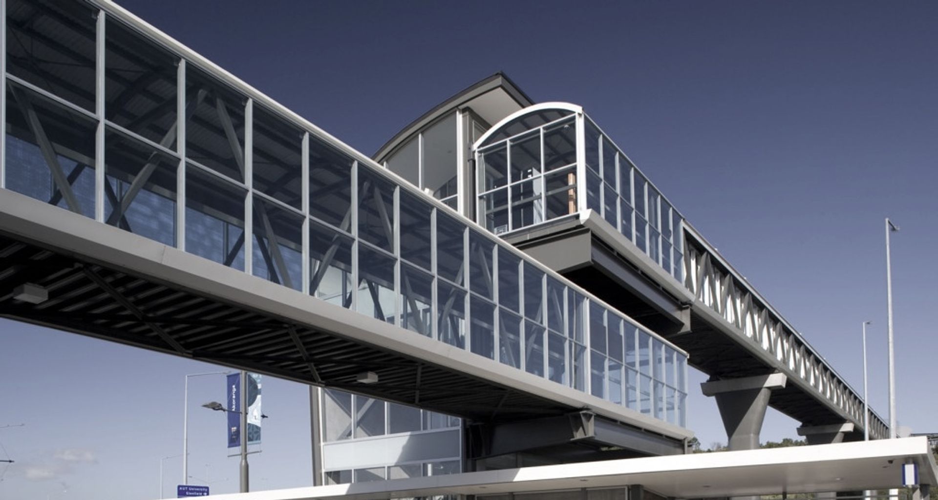 Northern Busway Pedestrian Bridge banner