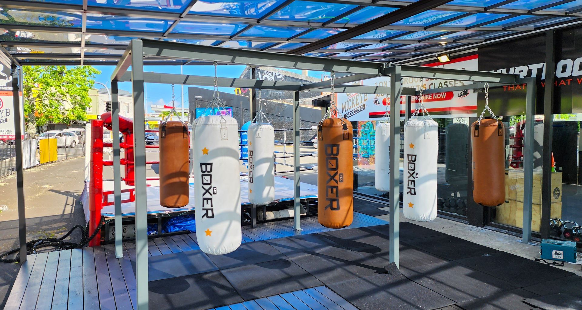 Boxing Bag Rig banner