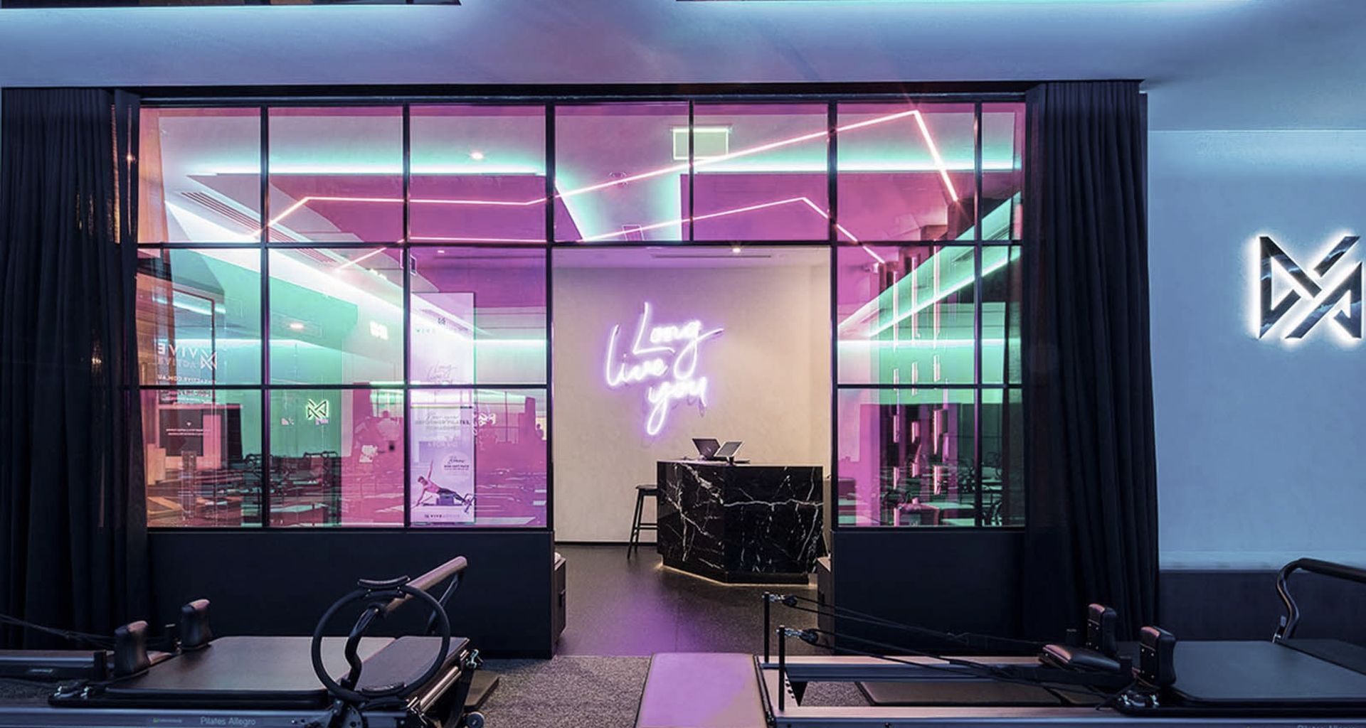 Vive Active banner
