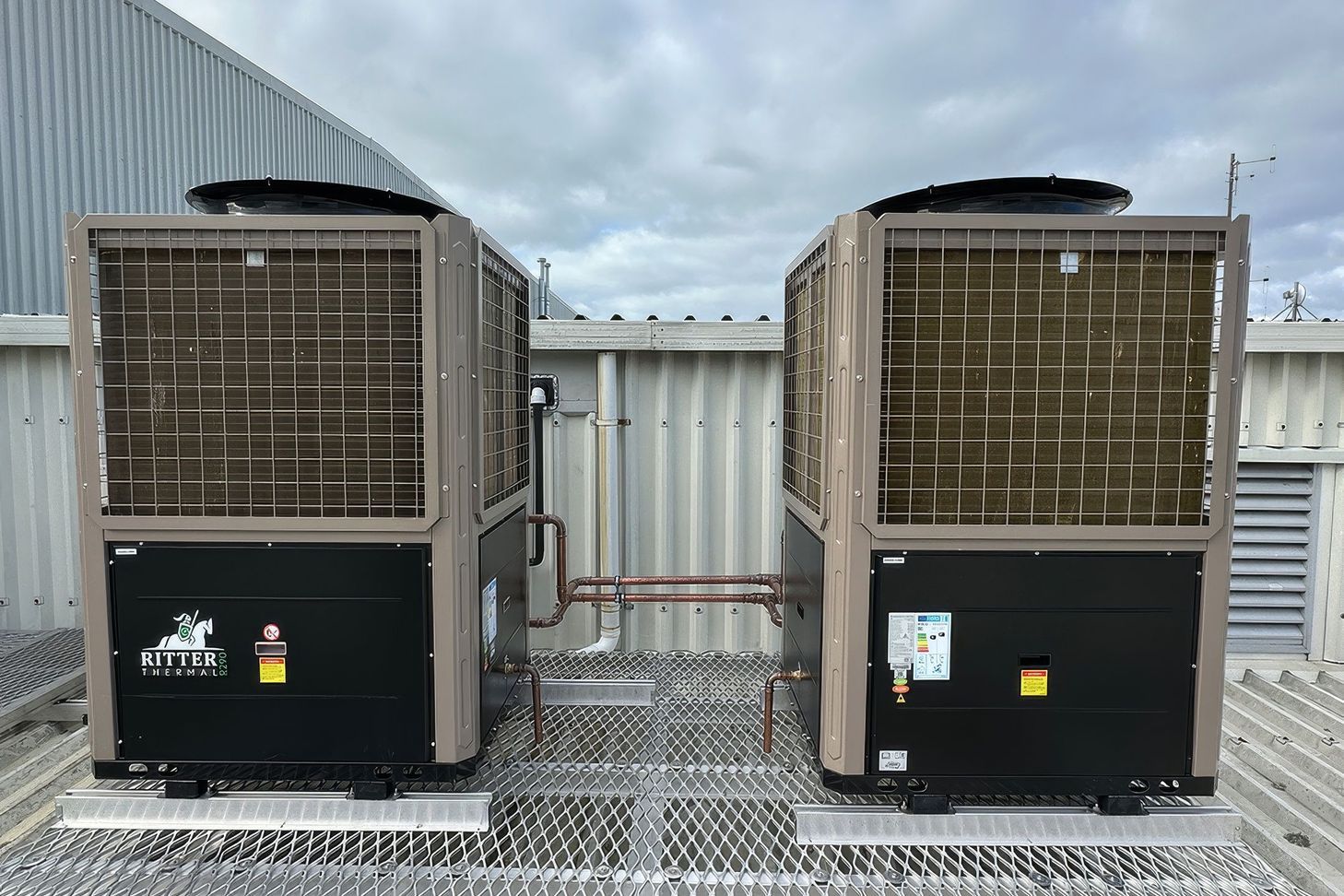 000450kW3-v2-upscaled-by-Replicate.jpg