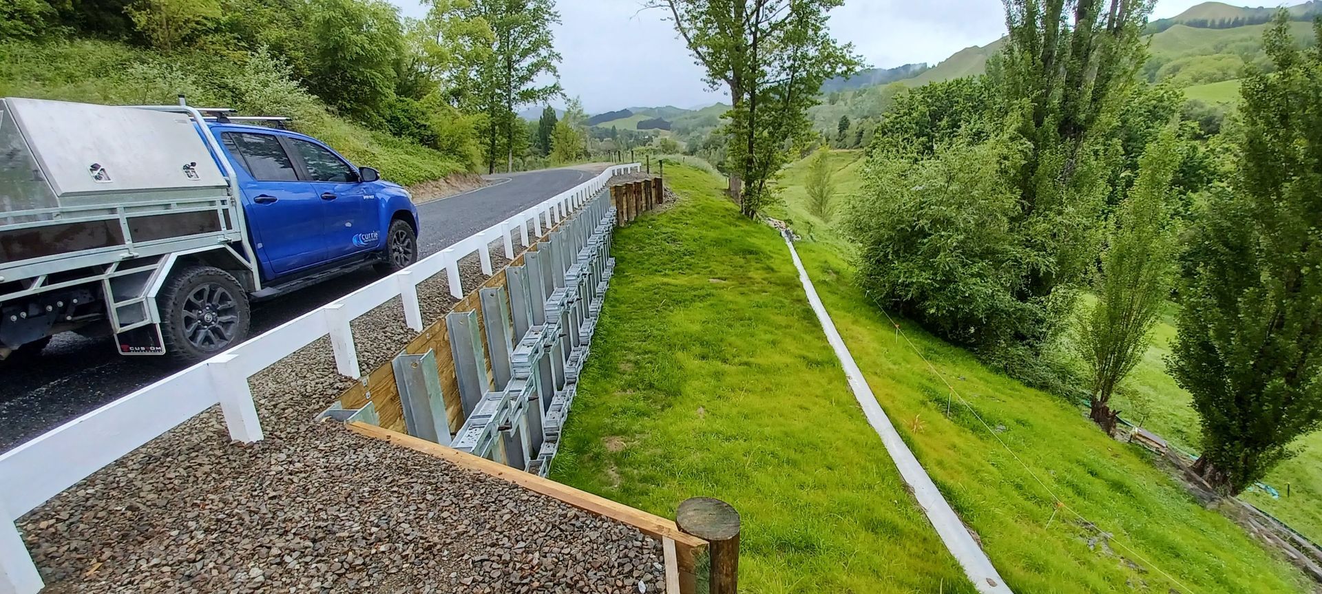 Bushy Knoll Anchored Steel Retaining Wall banner