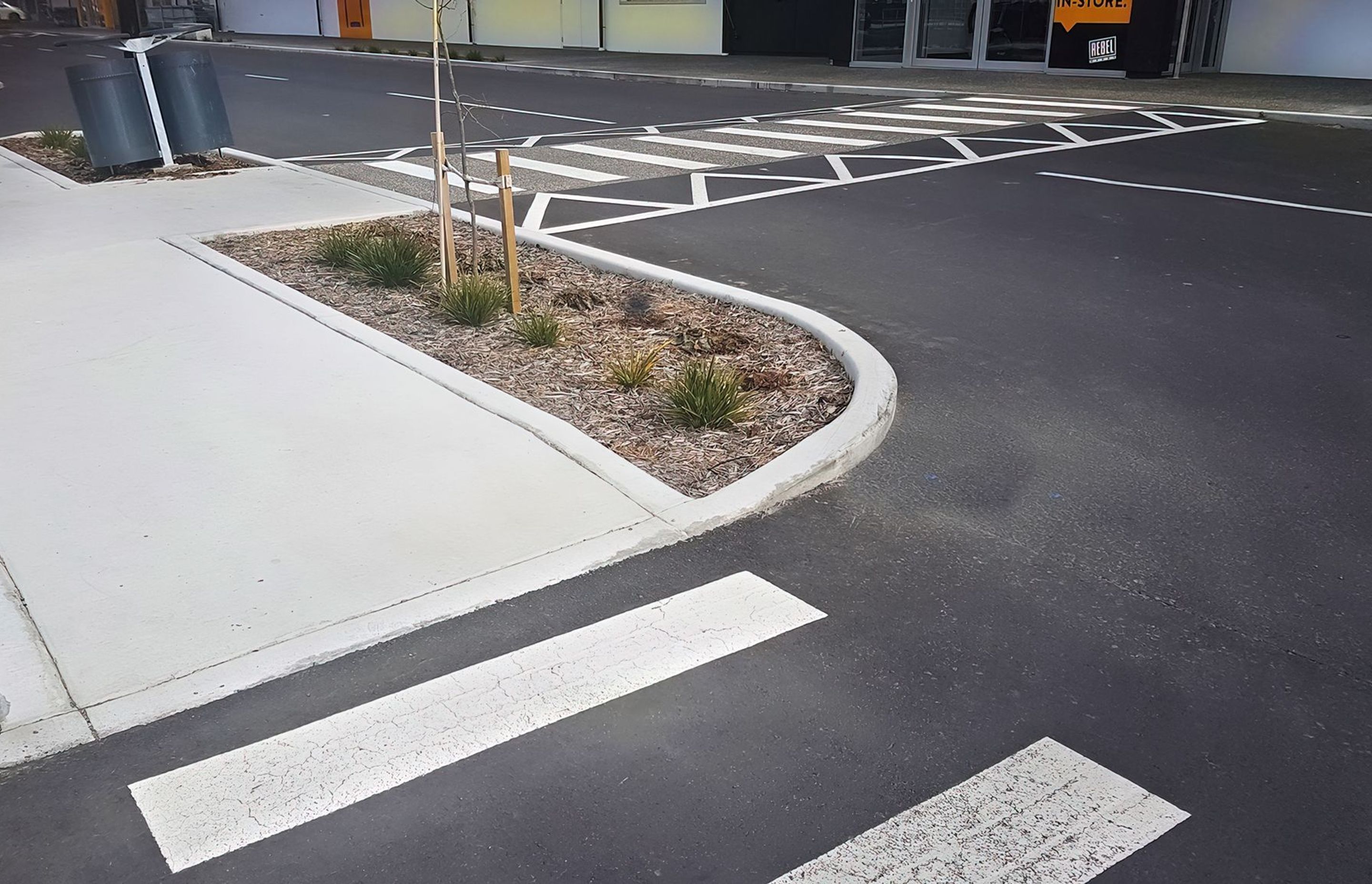 Commercial Kerbing
