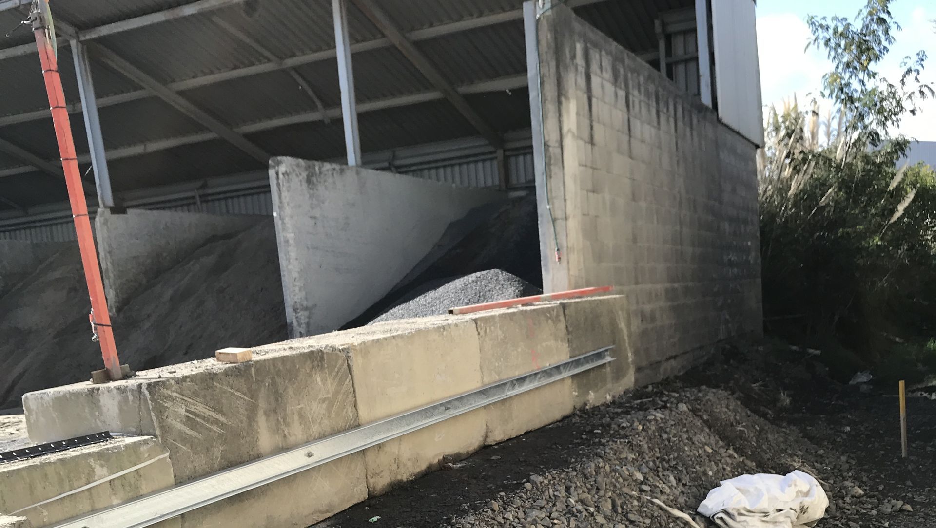 Retaining Wall Strengthening banner