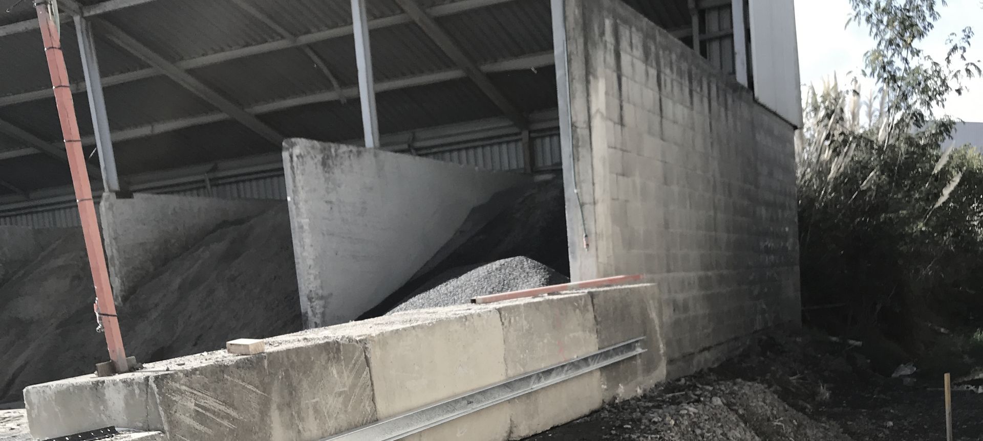 Retaining Wall Strengthening banner