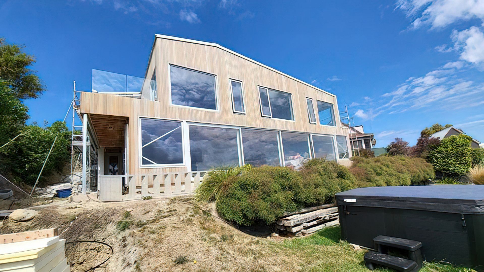 Larnach Road banner