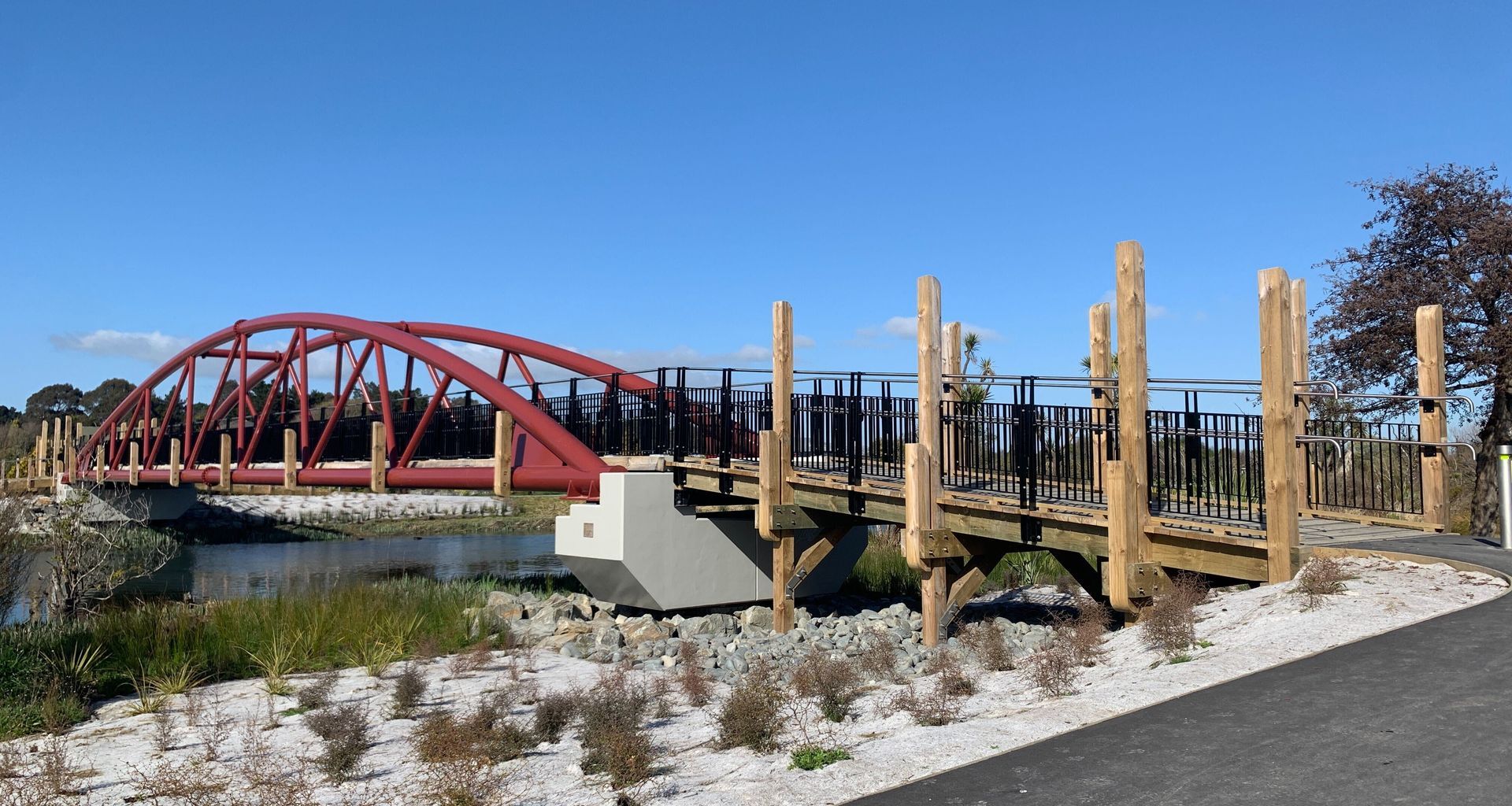 Avondale Bridge, Christchurch banner