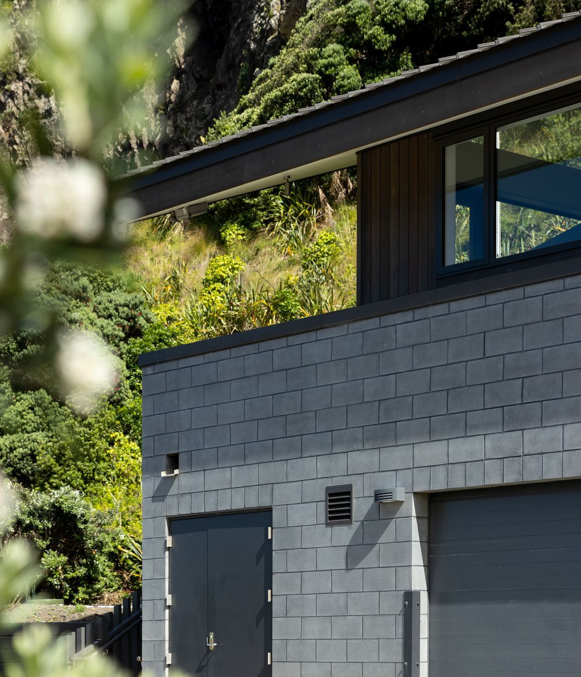 ©️ Jono Parker   Concrete block on the base level ensures there is no impact from frequent flooding.
