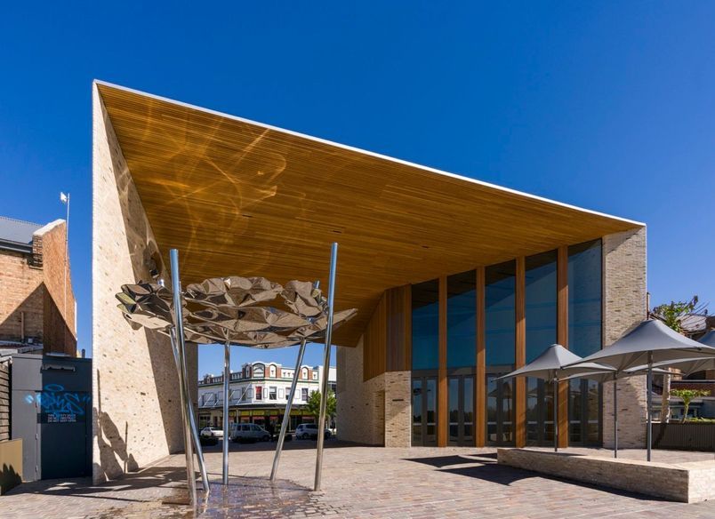 The Riverlink Building