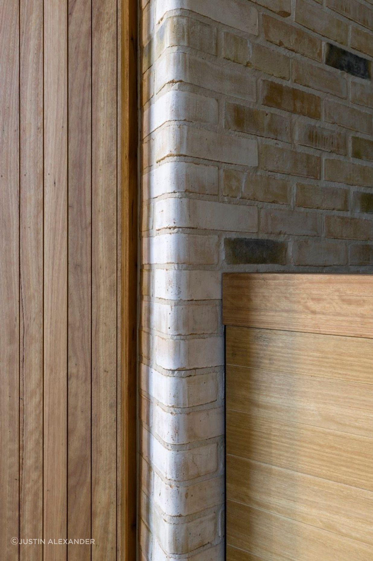 Petersen-D71-Riverlink-close-corner.jpg