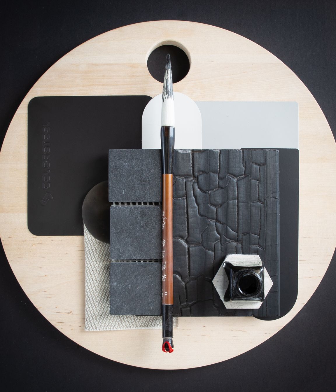 Colour: The Flaxpod palette takes its inspiration from beach walks, and the finds that the sea delivers at your feet. Whether charred timber, dried leaves, shells or seafoam that veils the black sand. This clean refined and low maintenance palette is for an environment that needs to withstand harsh elements well, allowing one to feel safe and warm inside.