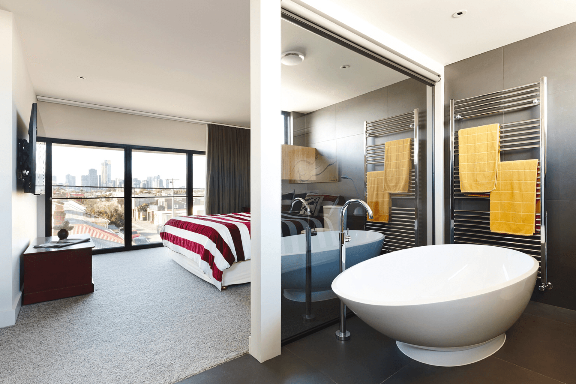 10AdvancedLifestyleSolutionsmasterensuitebathroombathtub.png