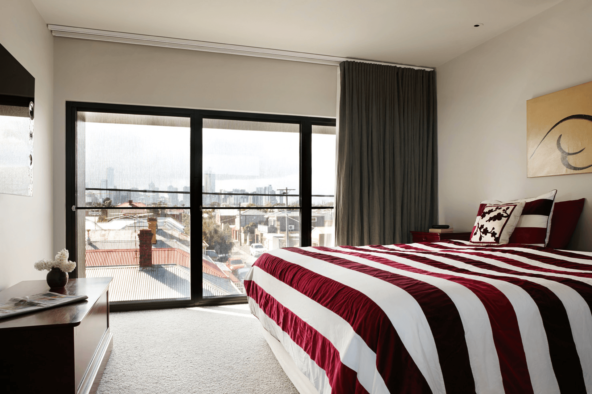 12AdvancedLifestyleSolutionsmasterbedroomblinds.png