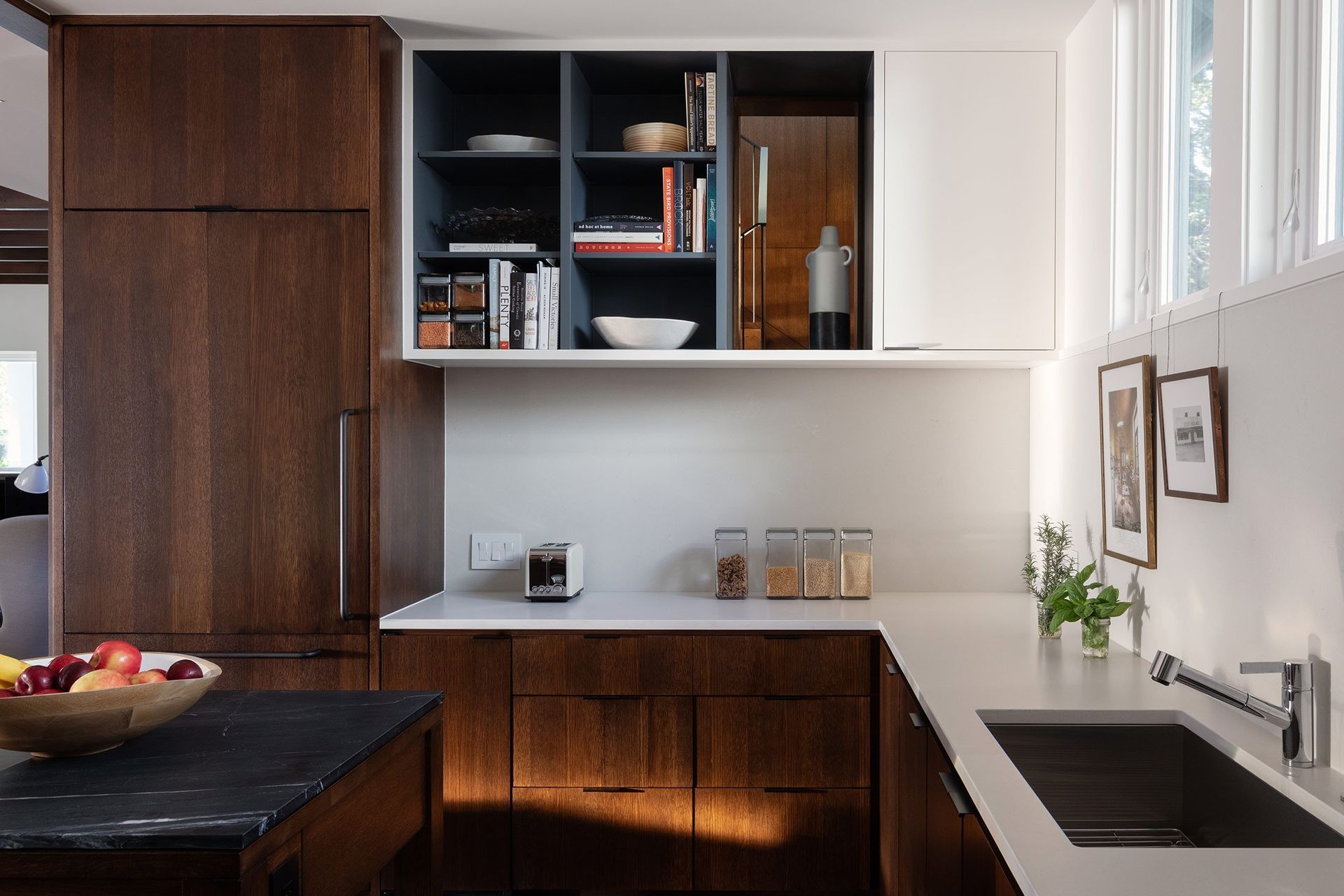 13ClarksvilleInfillCuppettKilpatrickArchitectureandInteriorDesigncustom-kitchen-black-marble-island.jpg