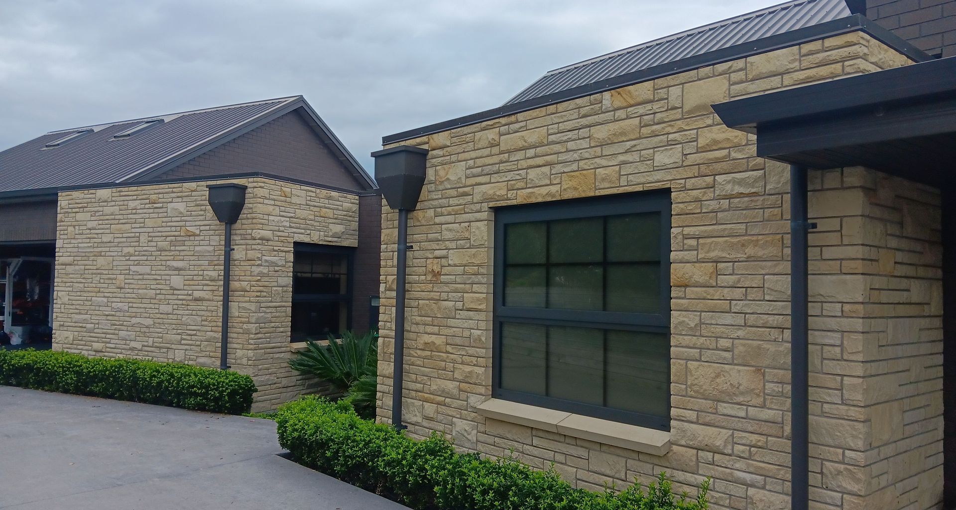 Architecturally Designed Hinuera Stone Home banner