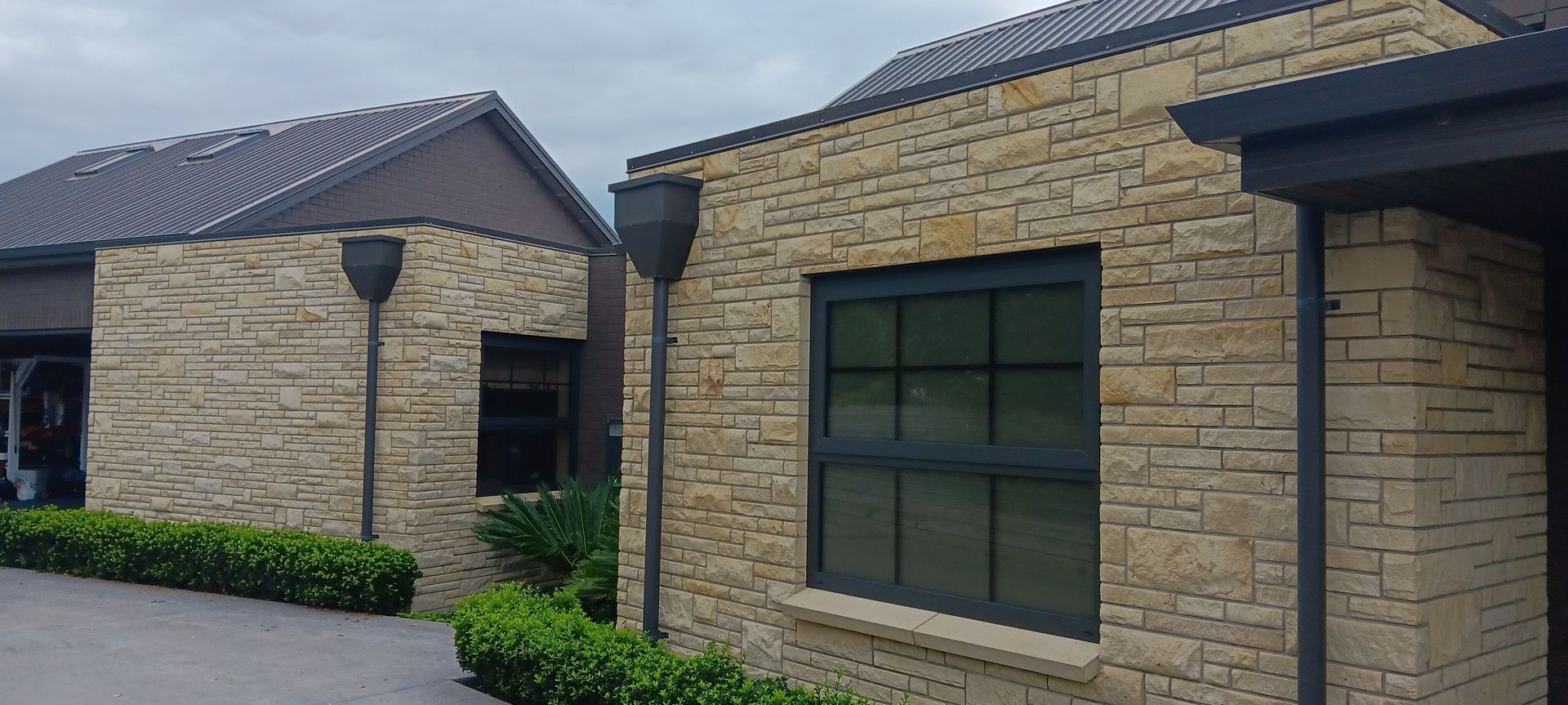 Architecturally Designed Hinuera Stone Home banner