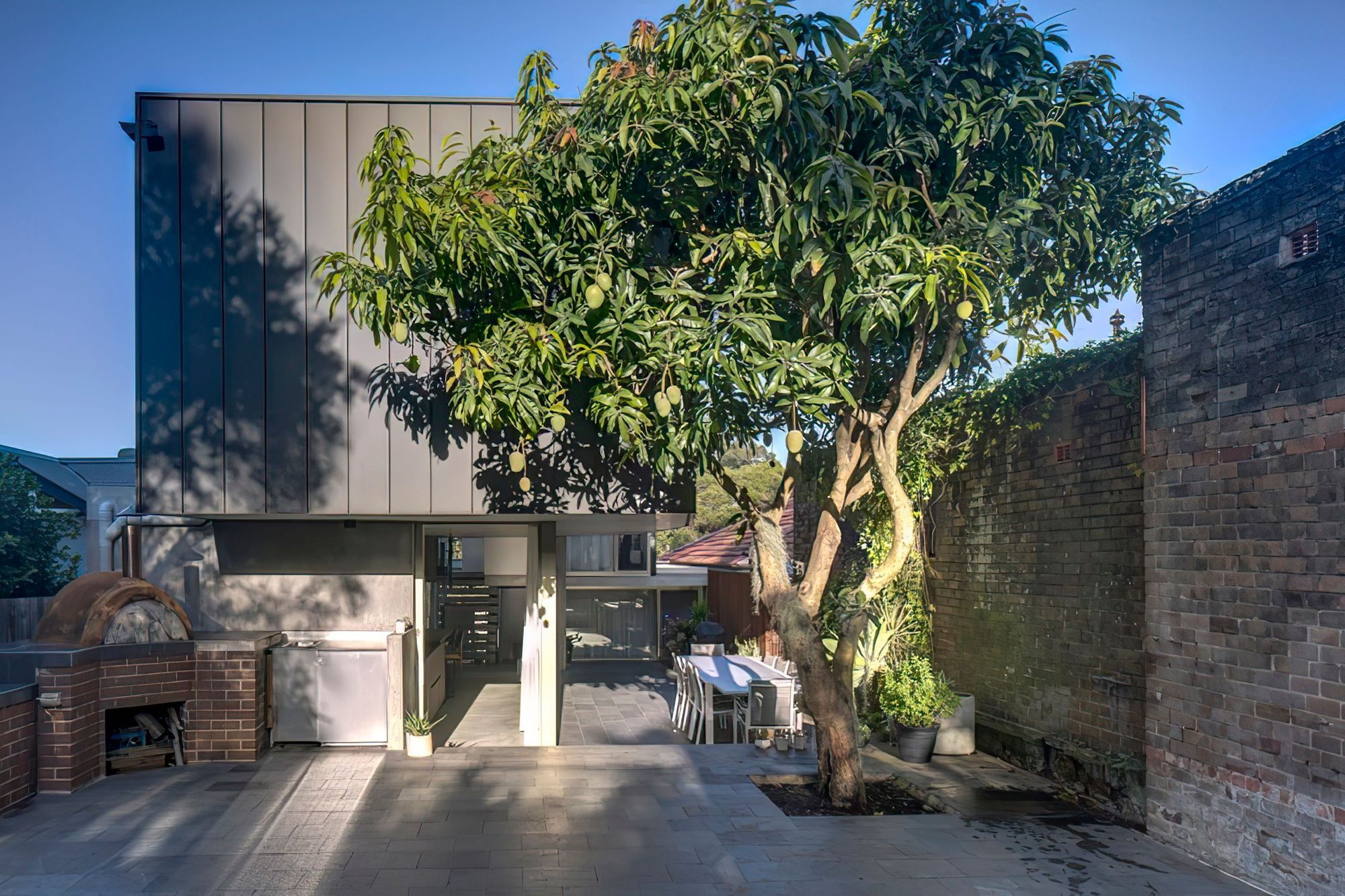 Leichhardt House