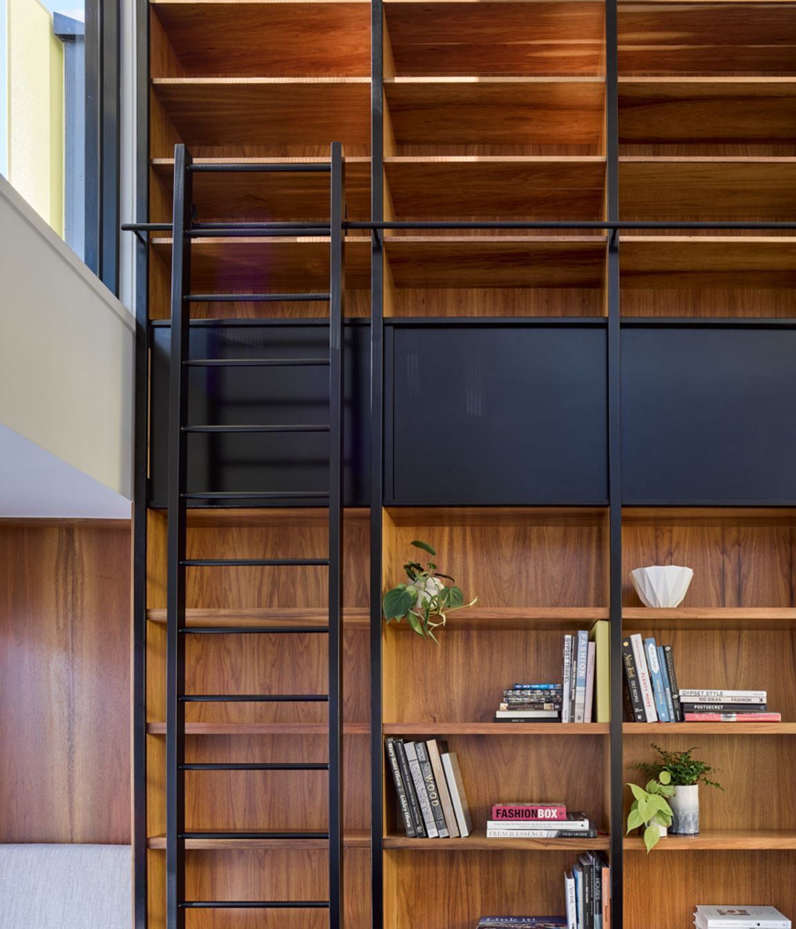 Tarragindi Steel House