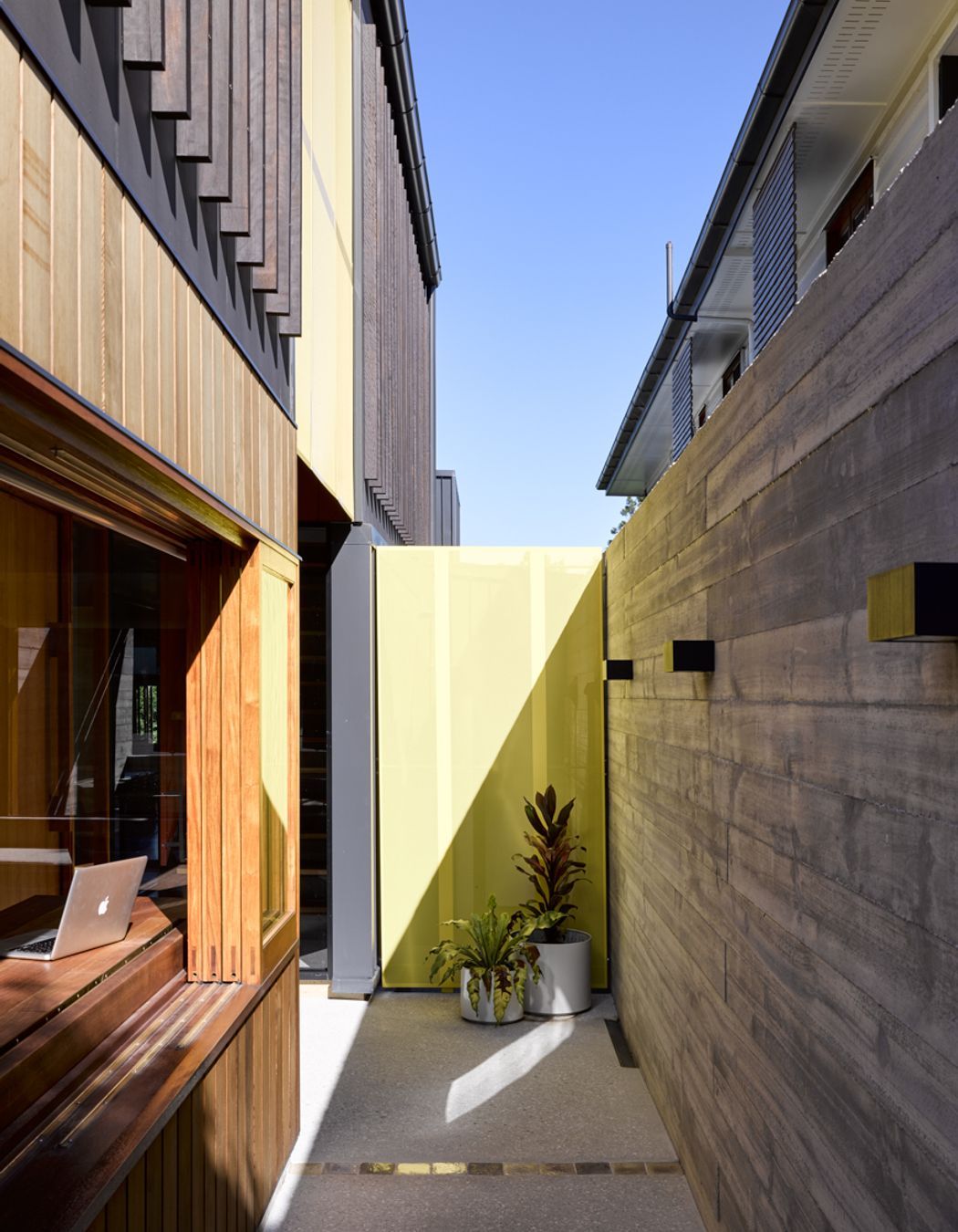 Tarragindi Steel House