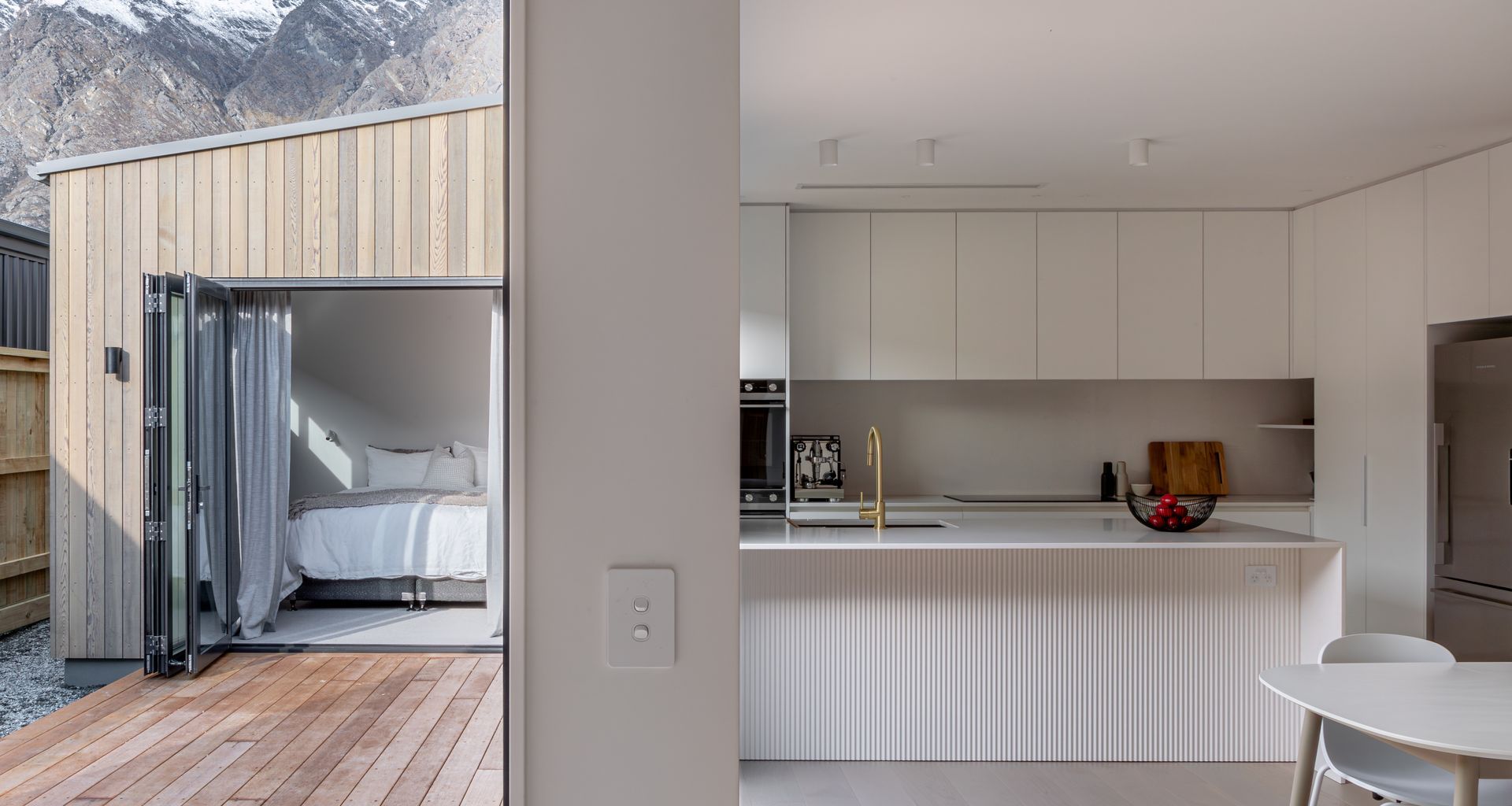 Urban Courtyard House banner