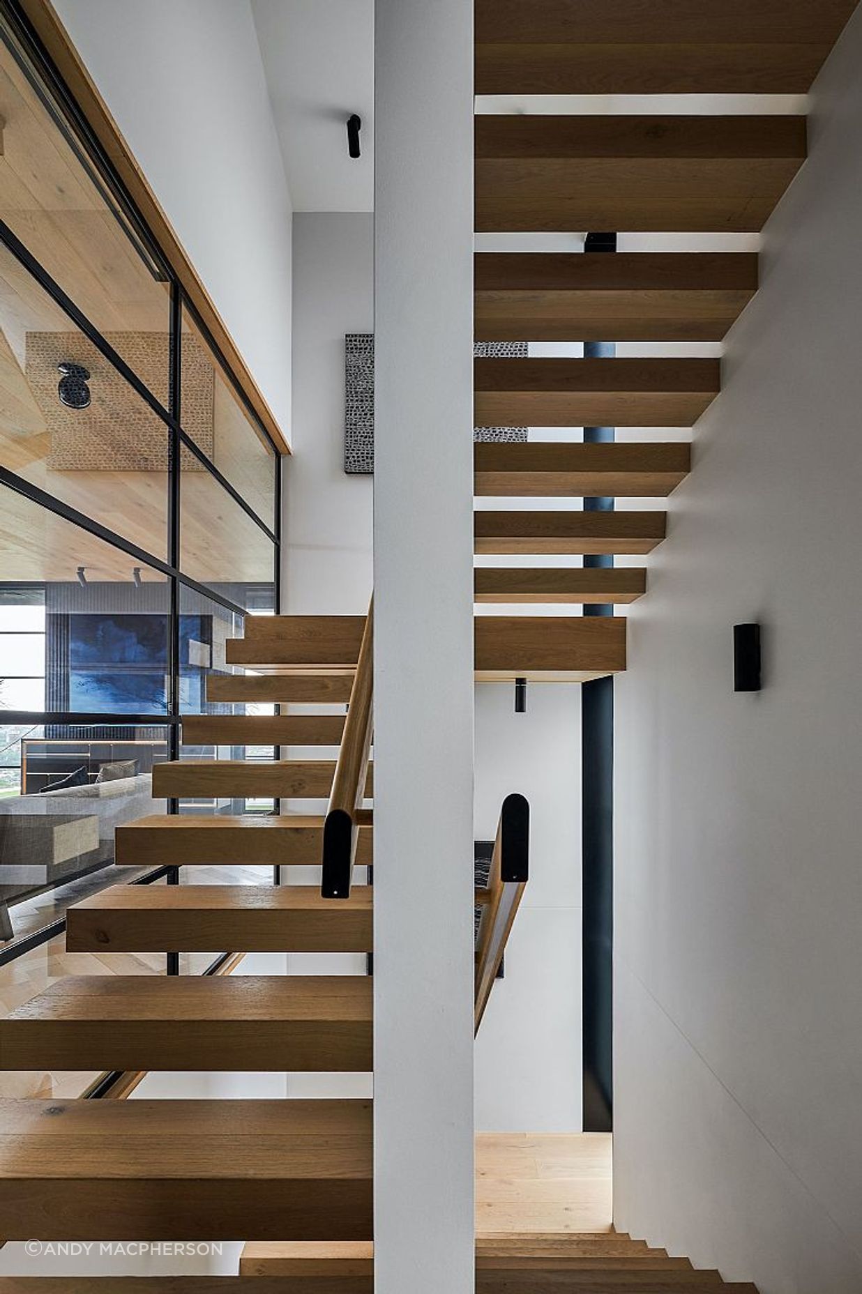 Graphic-House11.jpg