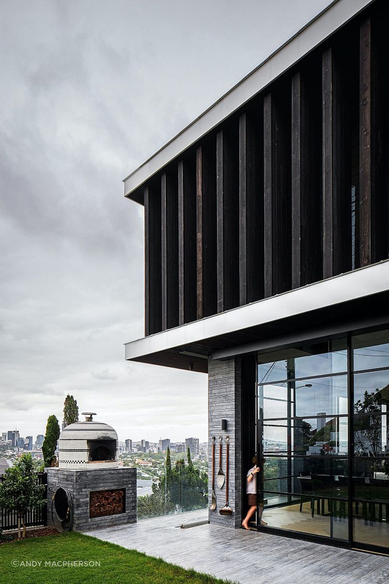 Graphic-House4.jpg