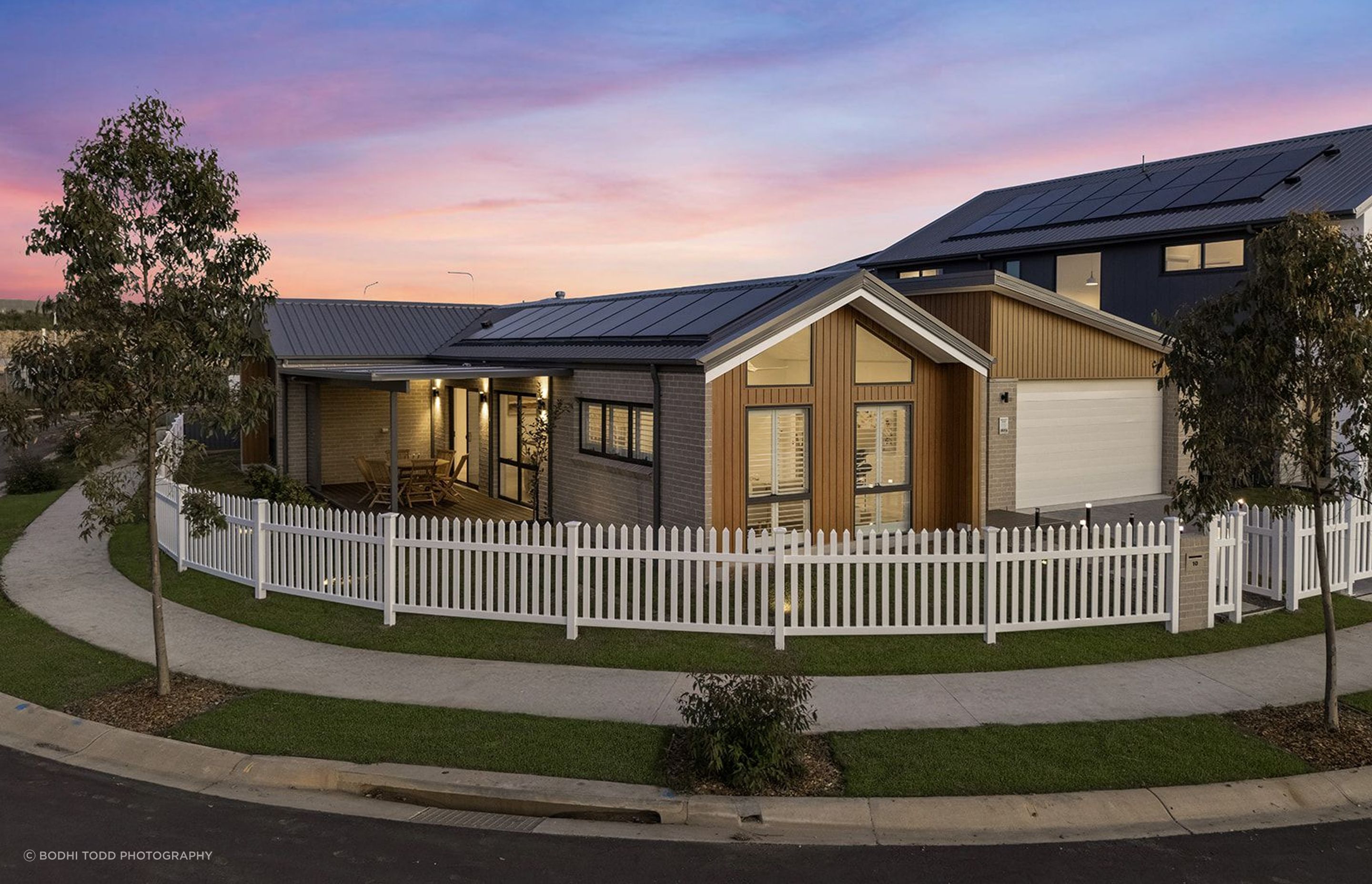 GreenHomesDroneDuskBodhiToddPhotographywwwbodhiphotoau-6websize.jpg