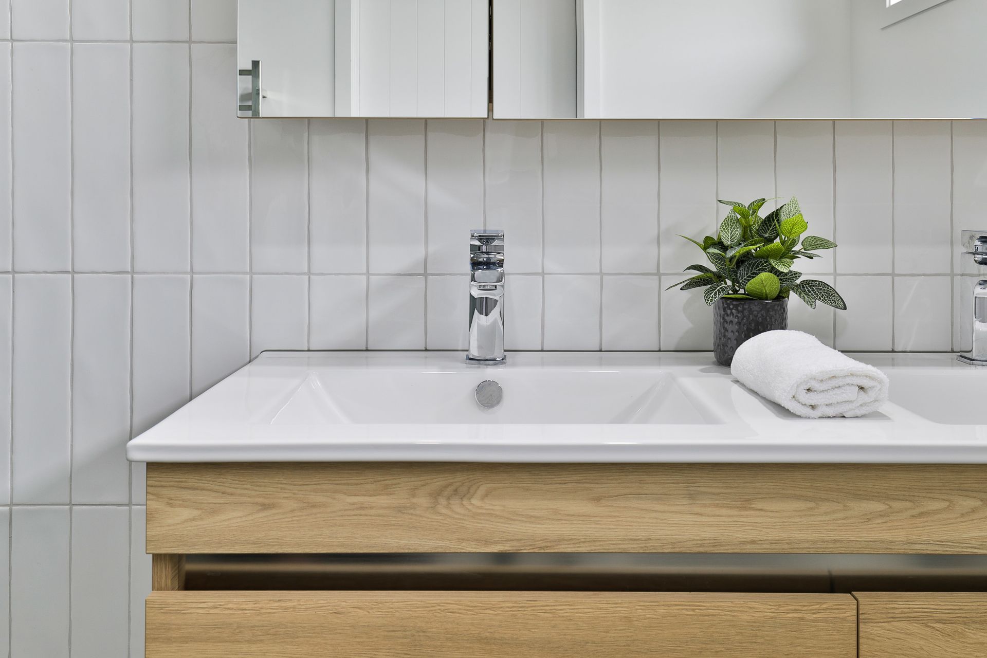 Touch Bianco Gloss 75x300mm