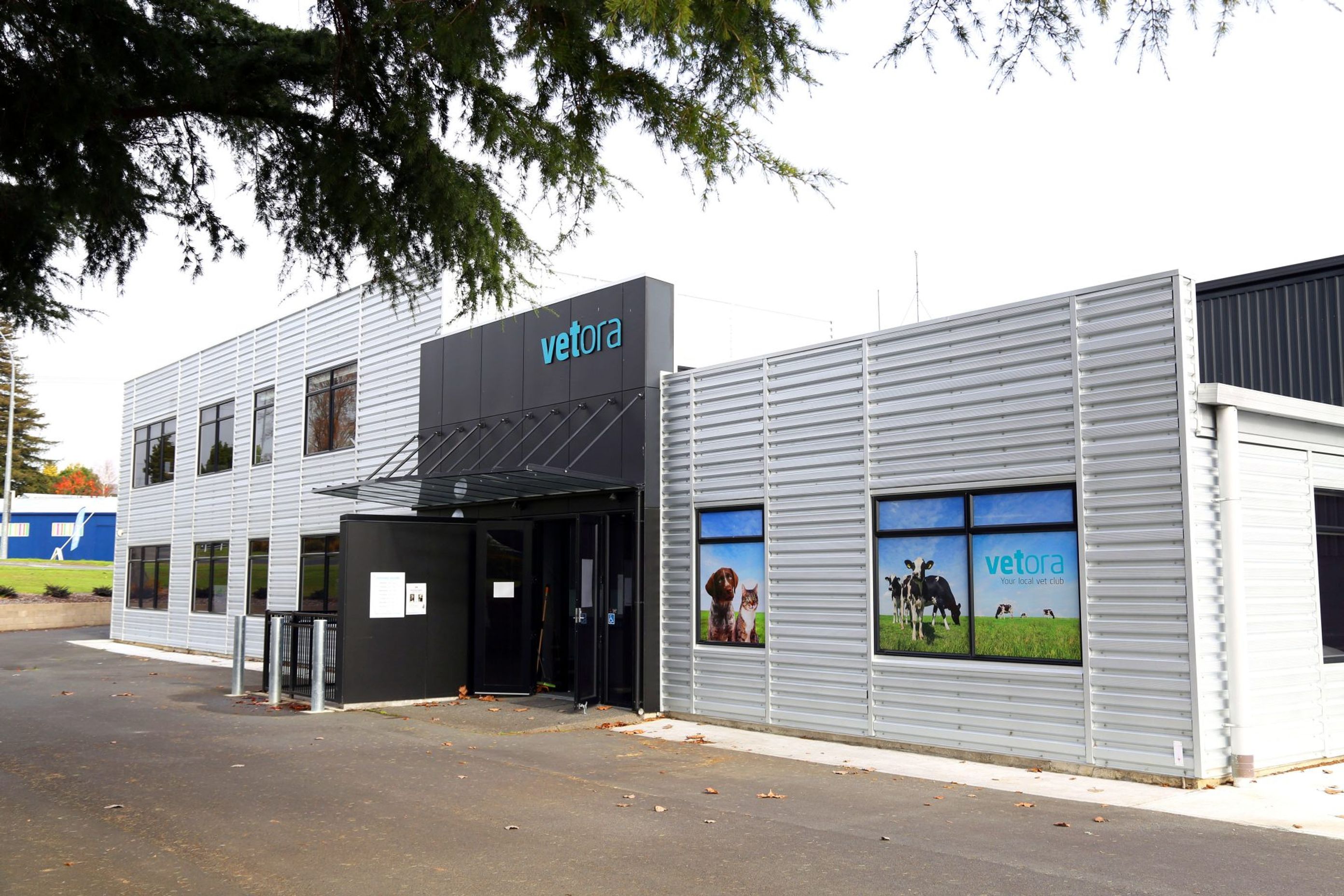 Vetora, Leamington