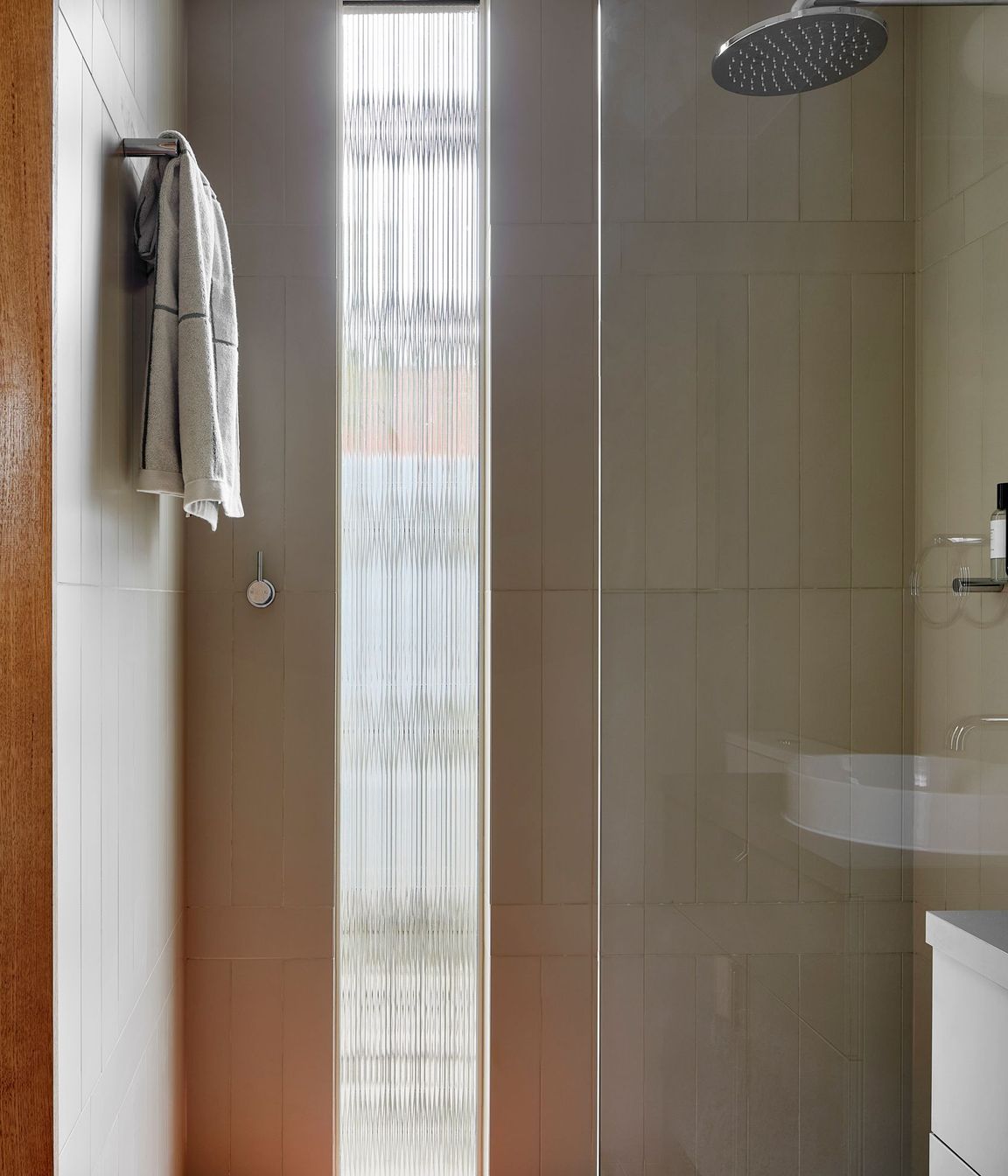 0080-10-bathroom.jpg