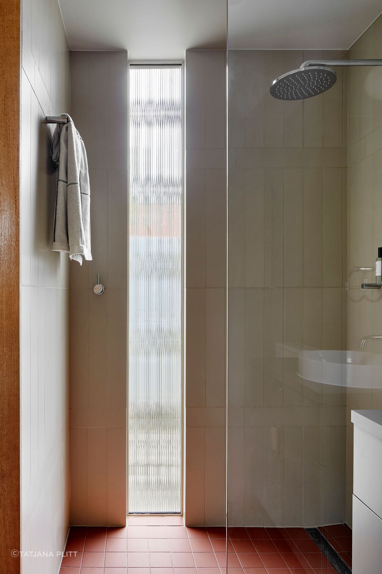0080-10-bathroom.jpg