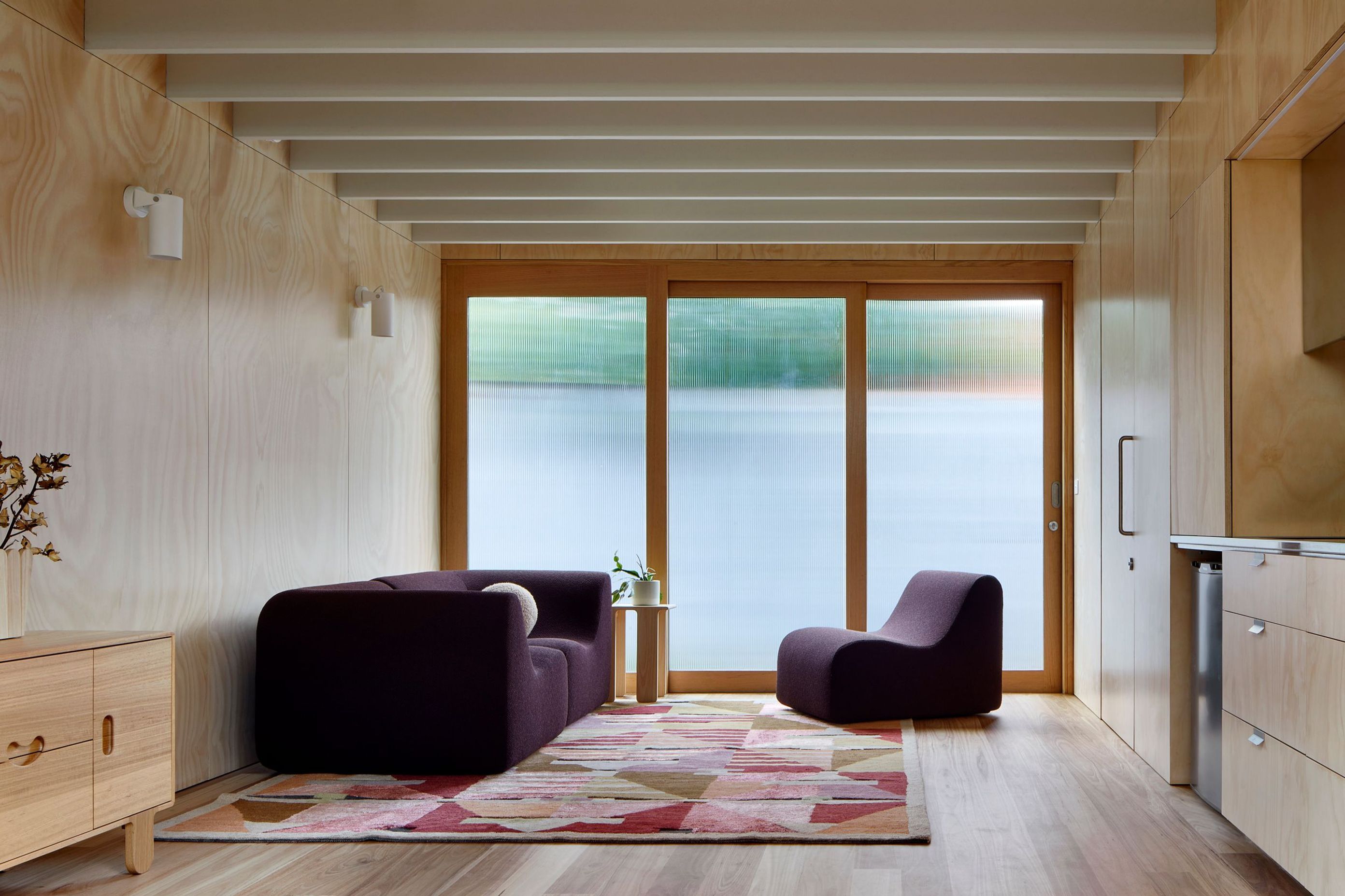 0080-14-living.jpg