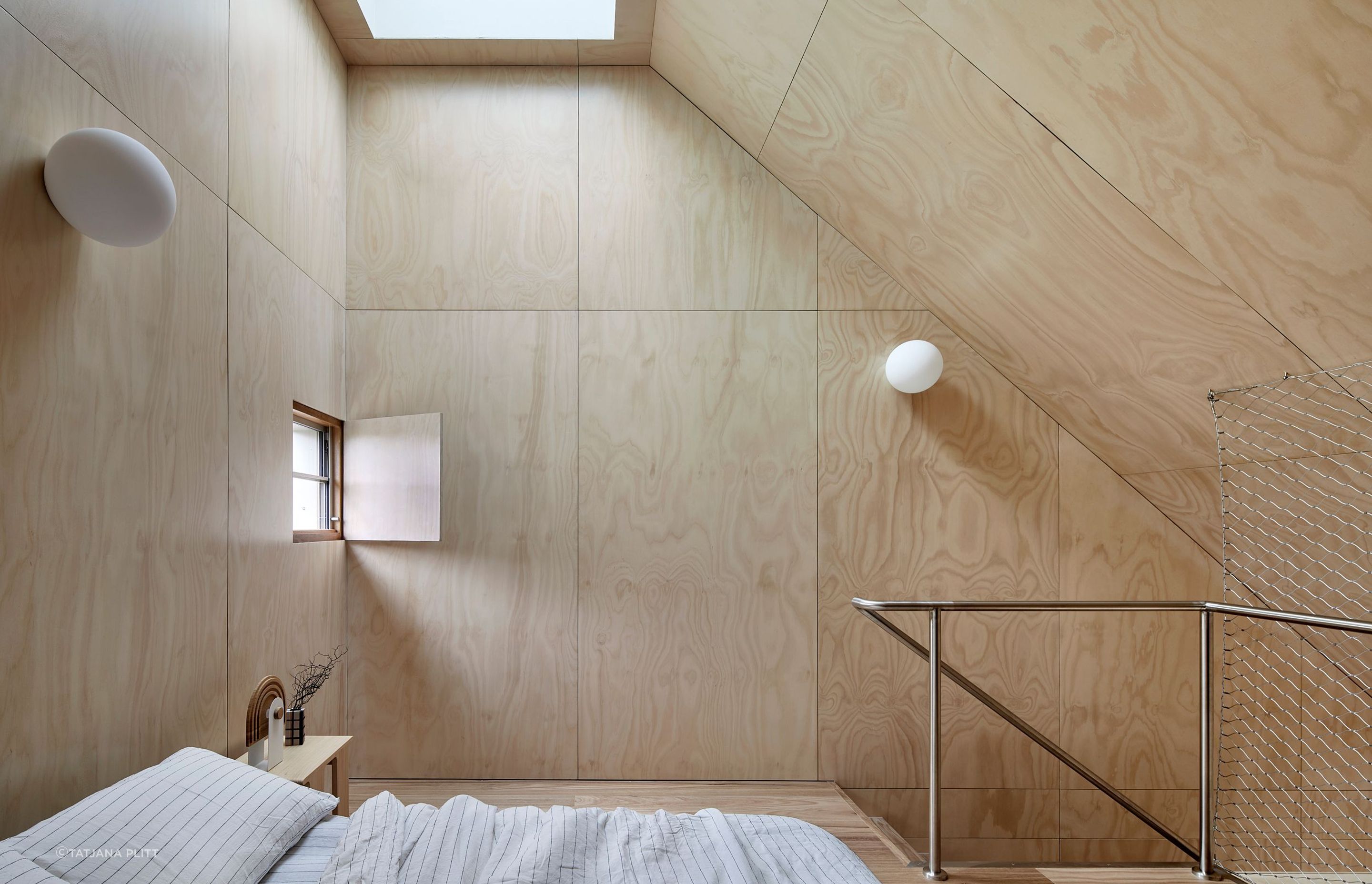 0080-19-bedroom.jpg