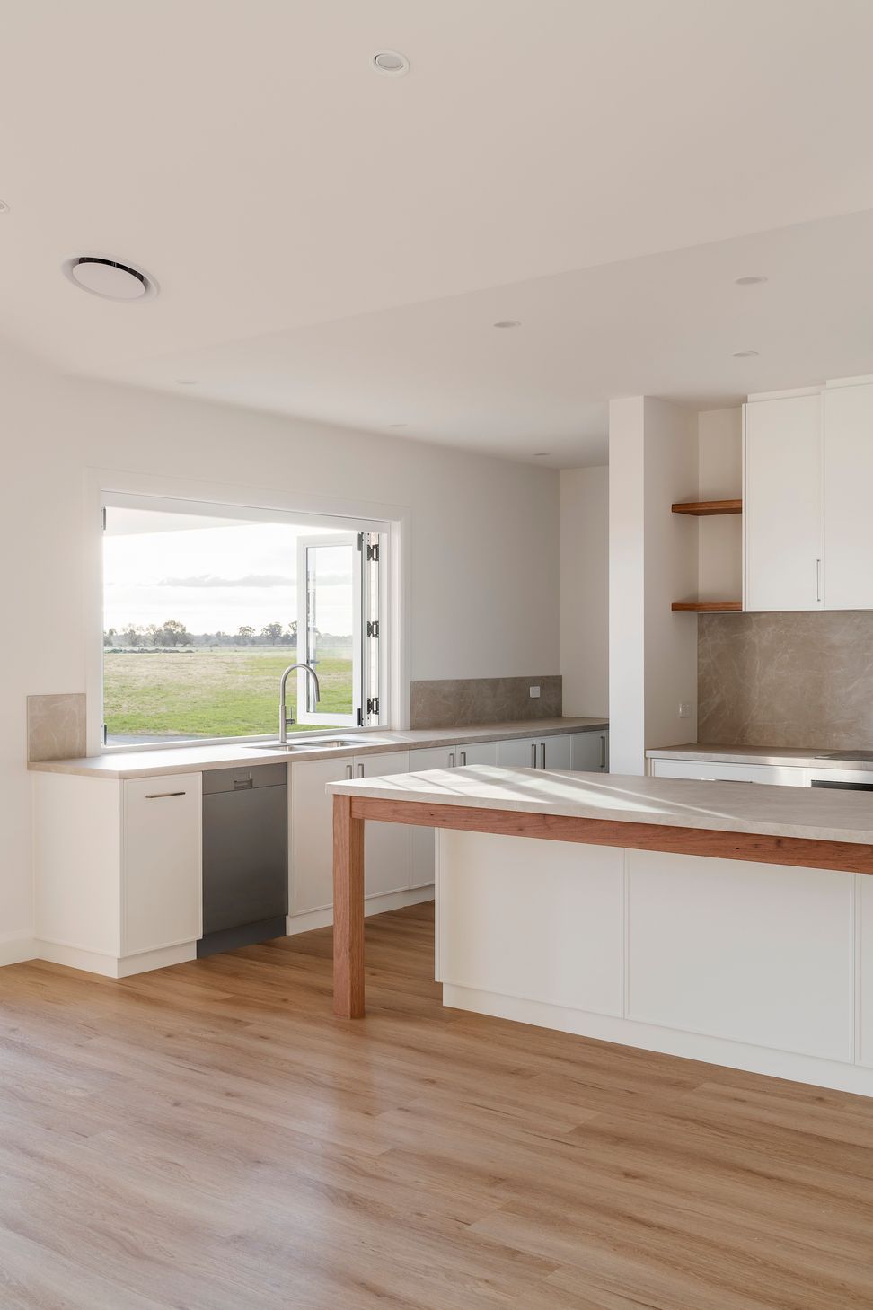 104InnishillCir251.jpg