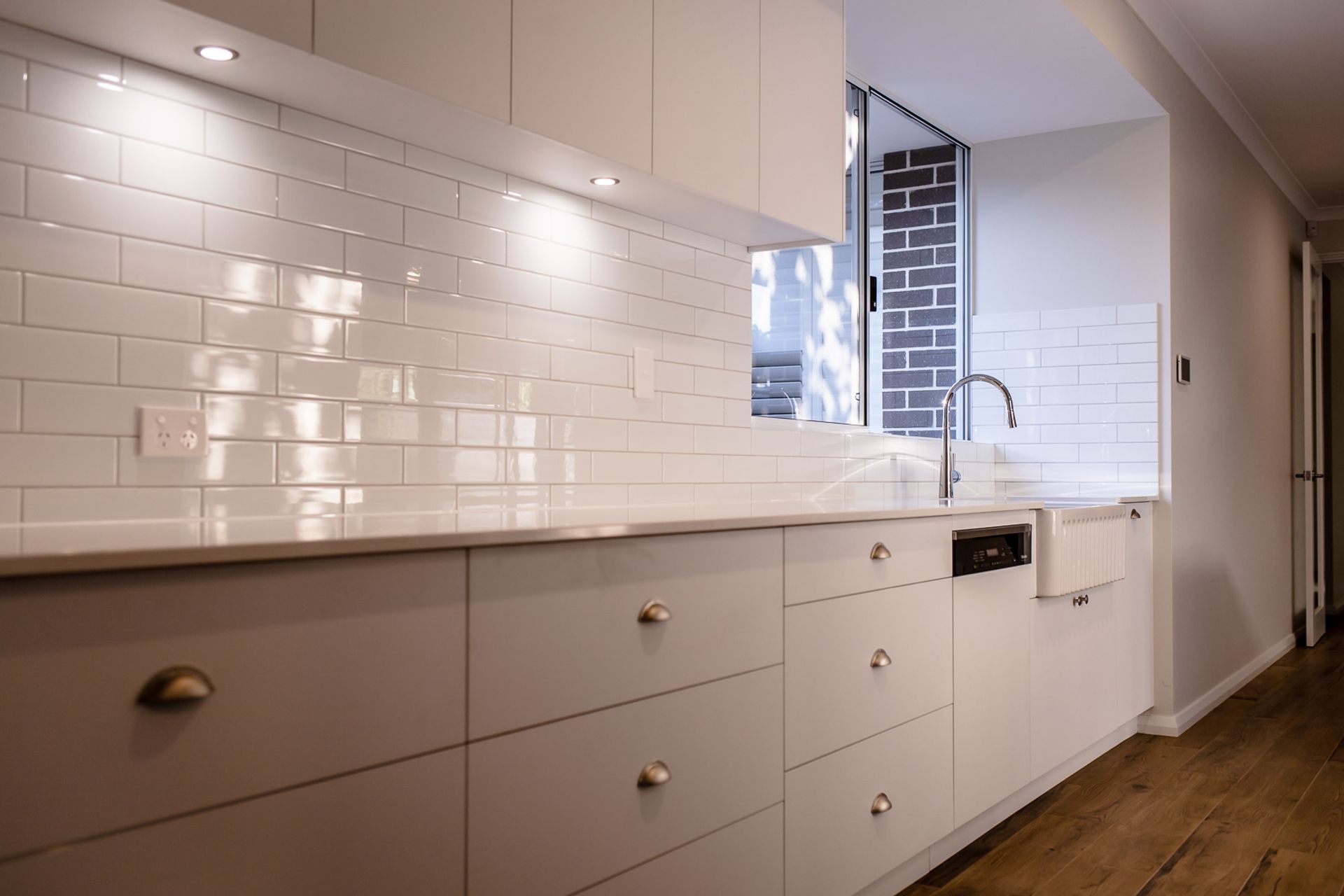 Howes Crescent, Dianella
